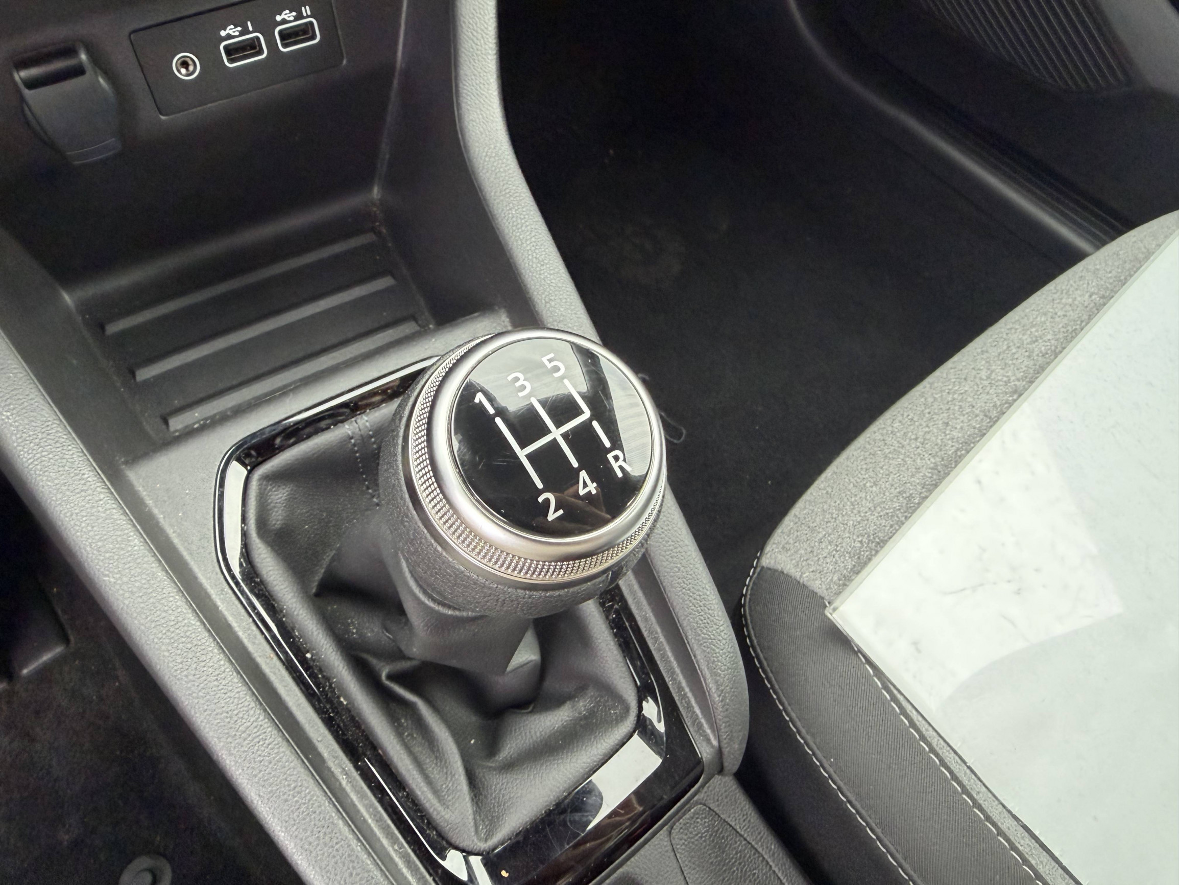 Vente en ligne Renault Clio 5 Clio SCe 65 ch GSR2 au prix de 14 290 €