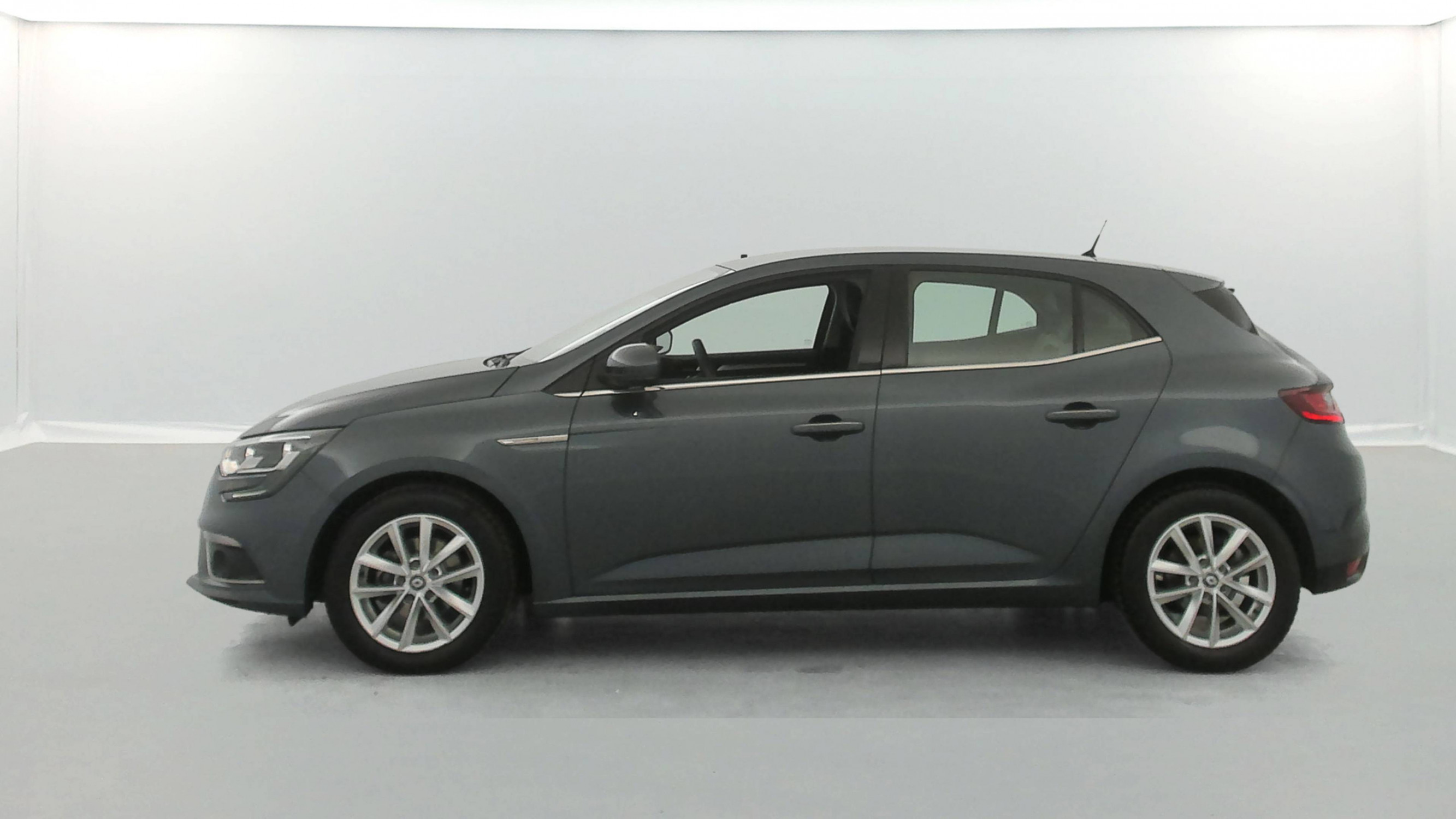 Vente en ligne Renault Megane 4 Mégane IV Berline TCe 100 Energy au prix de 10 590 €