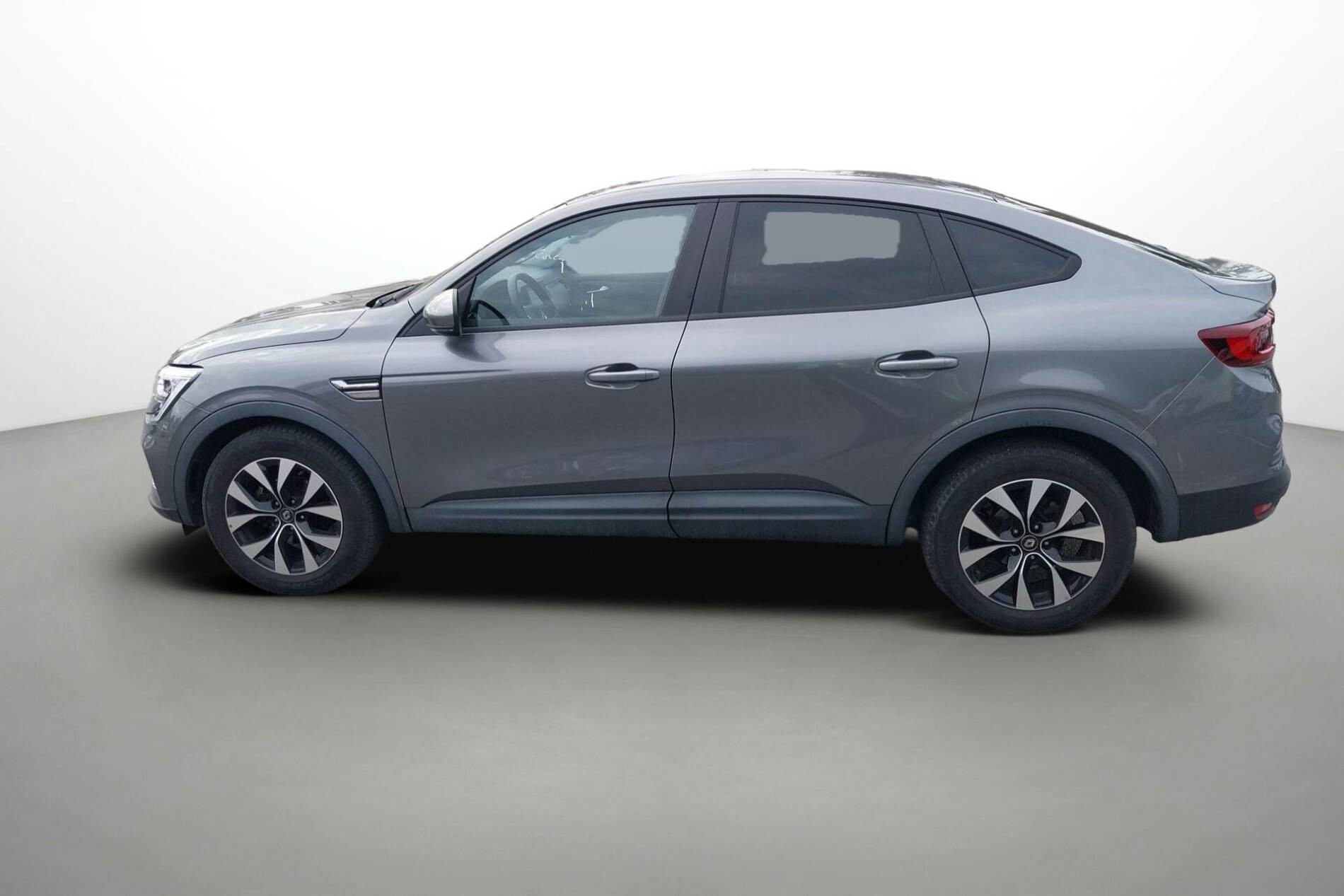 Renault Arkana  mild hybrid 140 EDC FAP - 22 occasion de 2023 en vente à Fouesnant