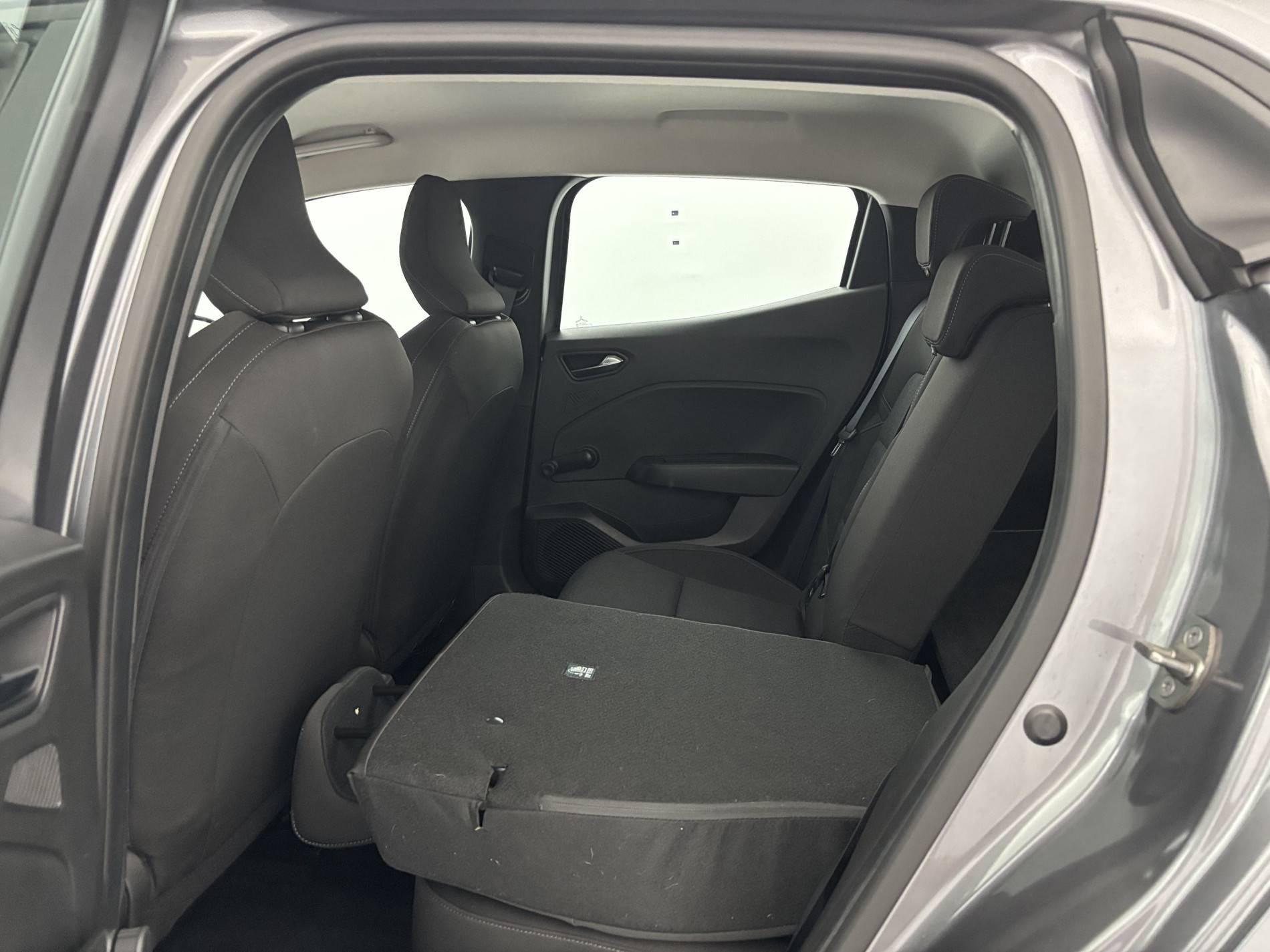 Vente en ligne Renault Clio 5 Clio TCe 90 au prix de 14 550 €