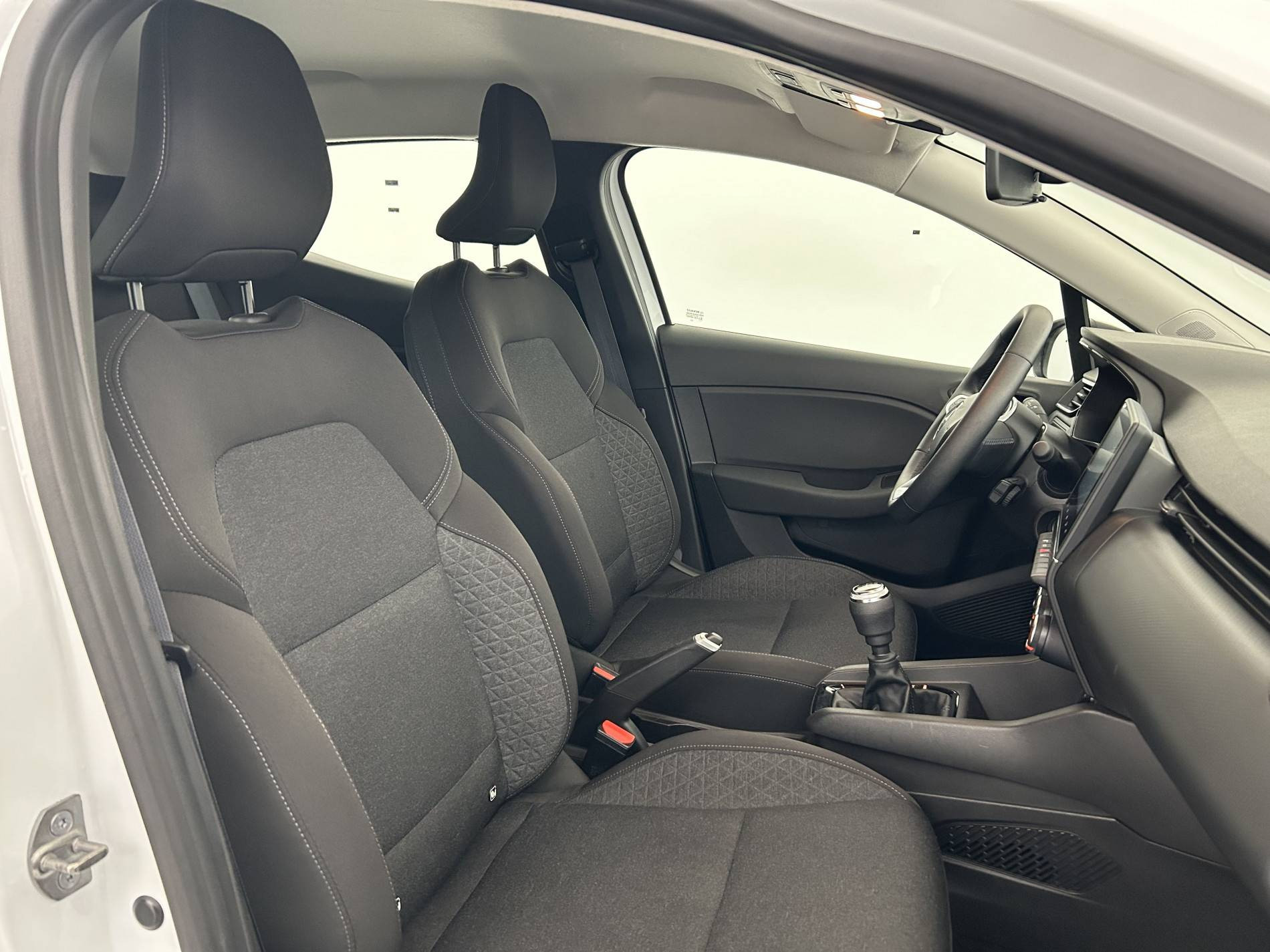 Vente en ligne Renault Clio 5 Clio TCe 90 au prix de 13 990 €