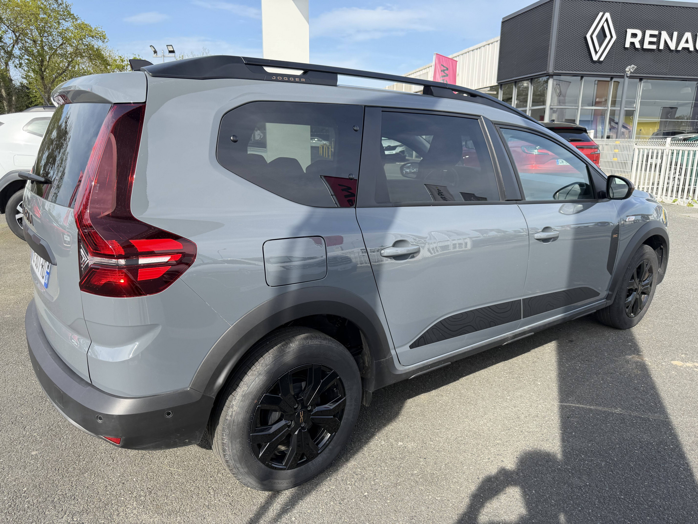 Vente en ligne Dacia Jogger  ECO-G 100 7 places GSR2 au prix de 21 290 €
