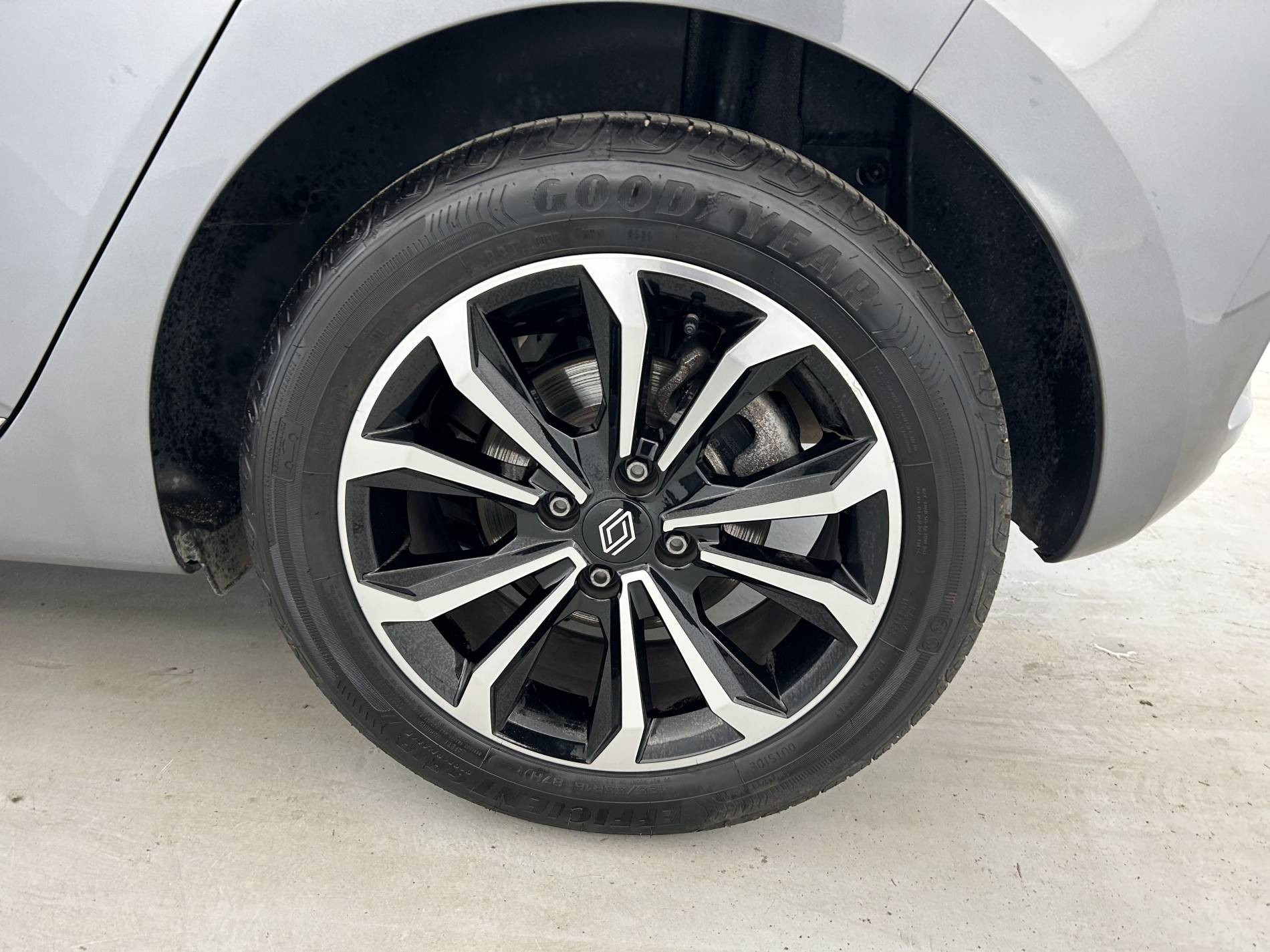 Vente en ligne Renault Clio 5 Clio TCe 90 ch GSR2 au prix de 18 480 €