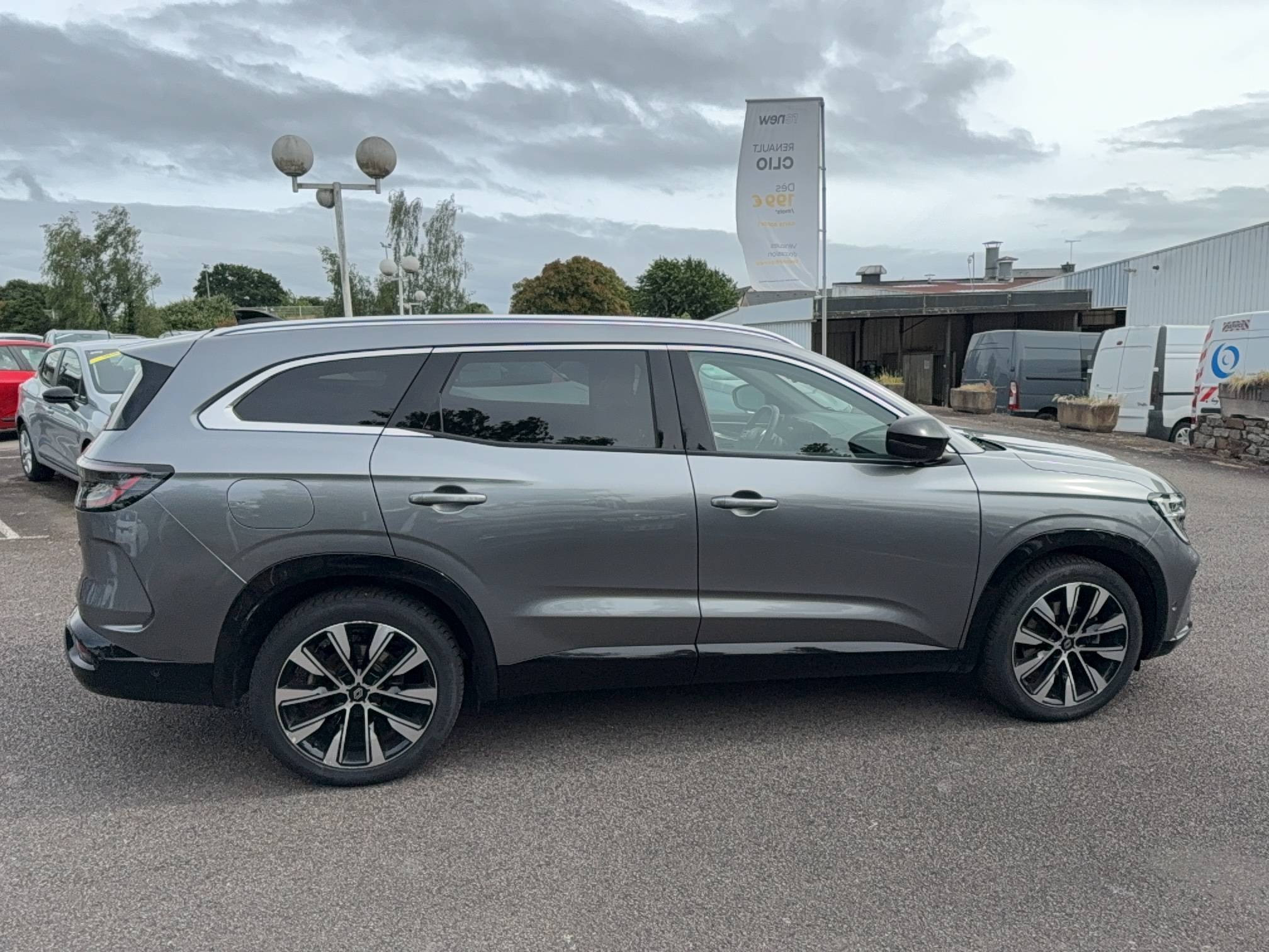 Vente en ligne Renault Espace Espace E-Tech full hybrid 200 GSR2 au prix de 28 490 €