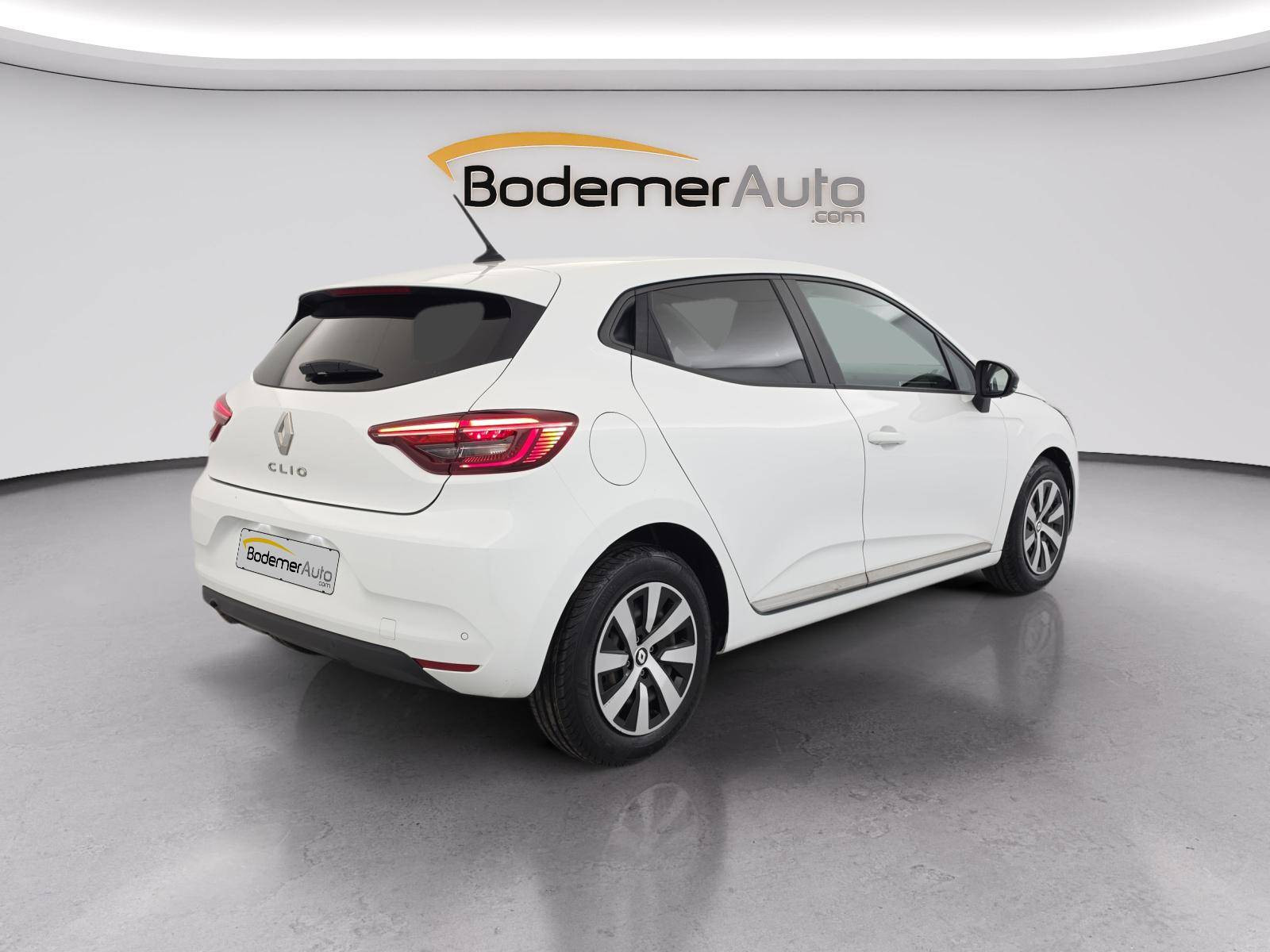 Vente en ligne Renault Clio 5 Clio TCe 90 au prix de 13 850 €