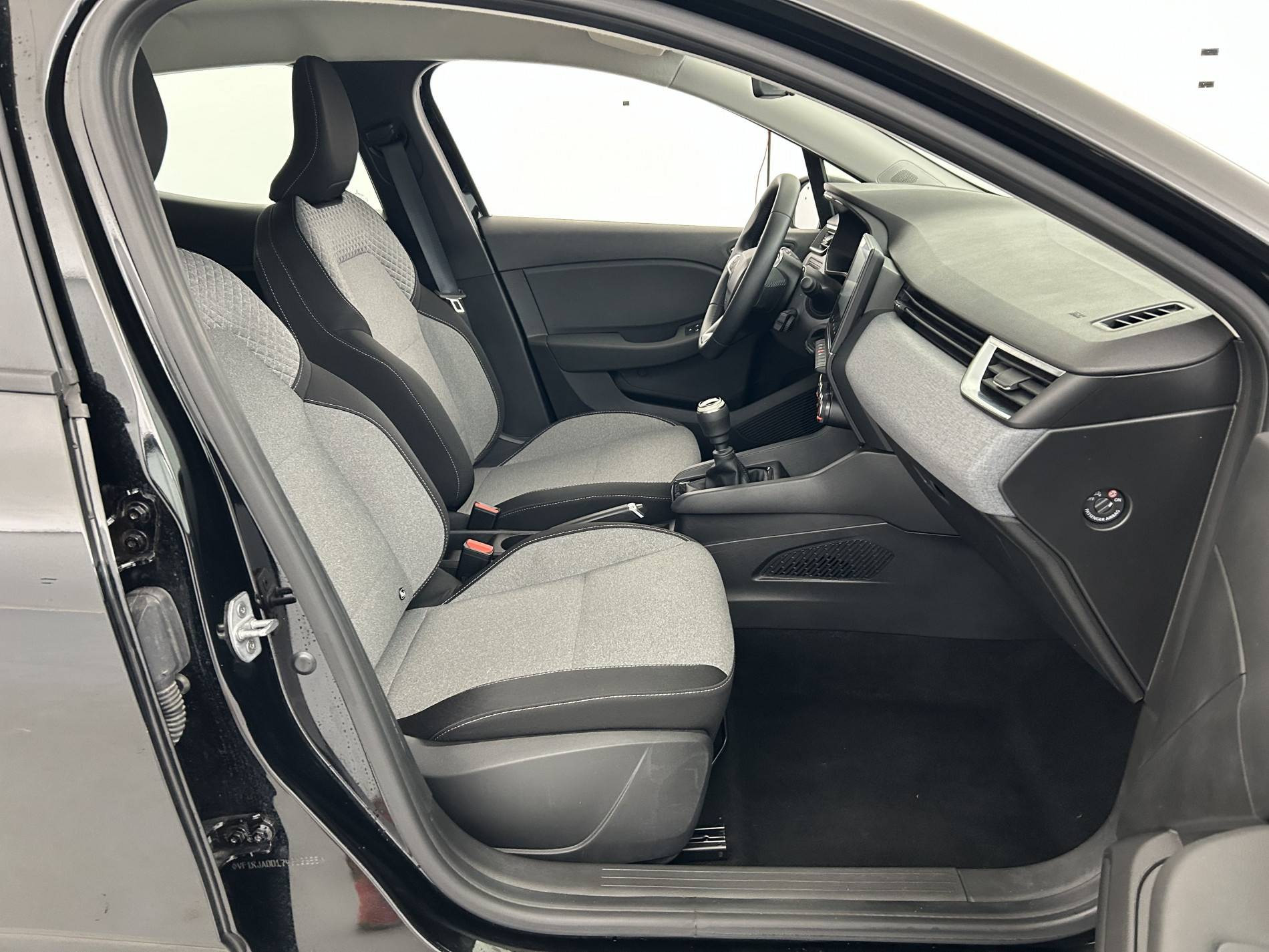 Vente en ligne Renault Clio 5 Clio Blue dCi 100 ch GSR2 au prix de 18 090 €