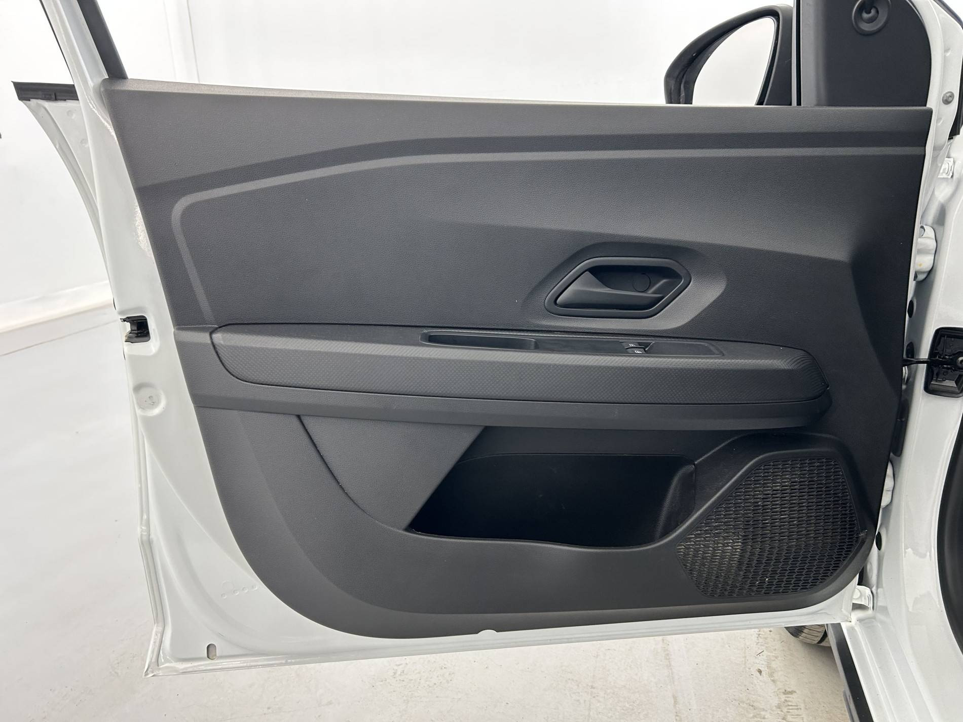 Vente en ligne Dacia Sandero  ECO-G 100 au prix de 13 490 €