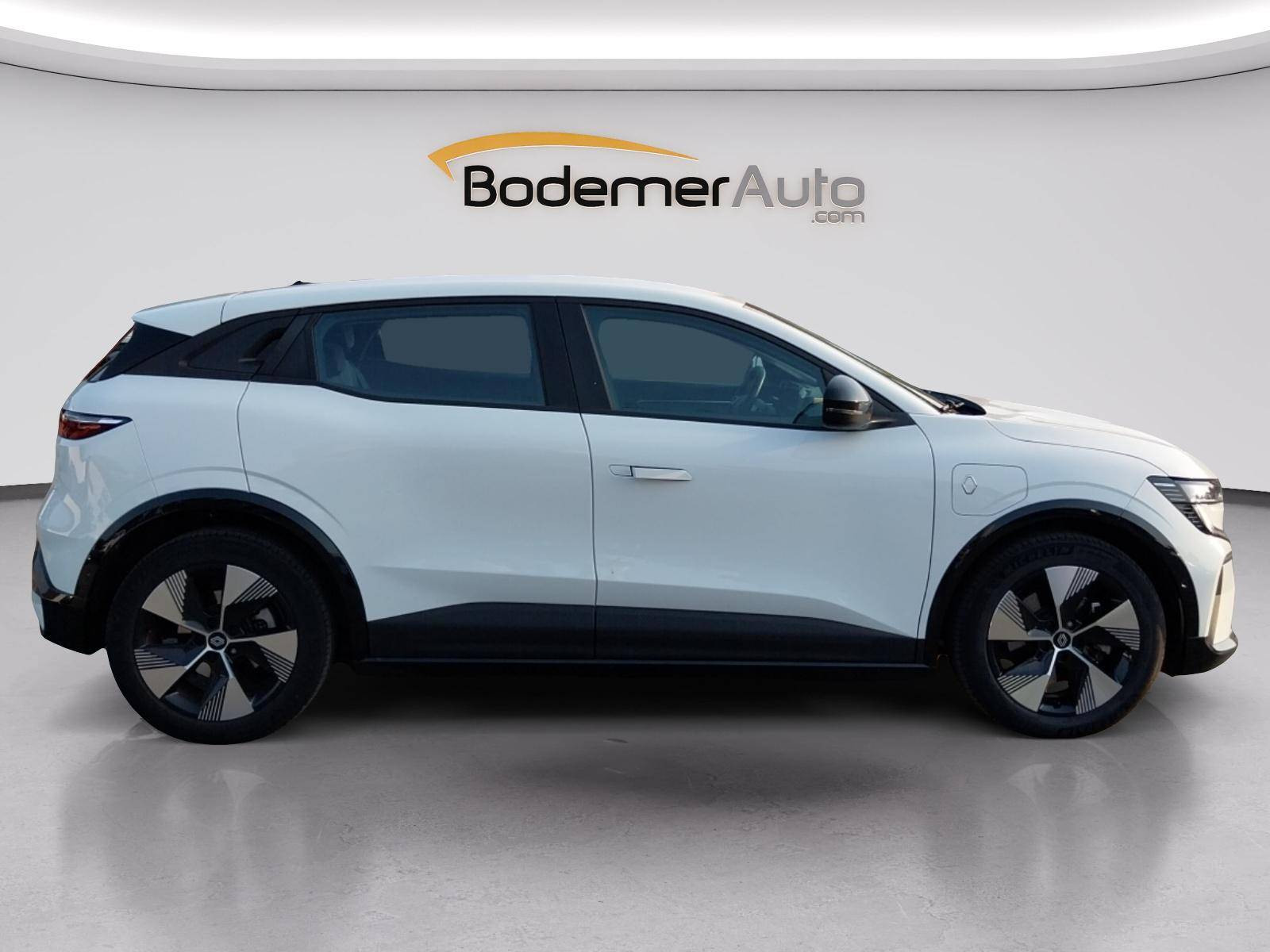 Vente en ligne Renault Megane E-Tech  EV40 130ch standard charge au prix de 21 500 €