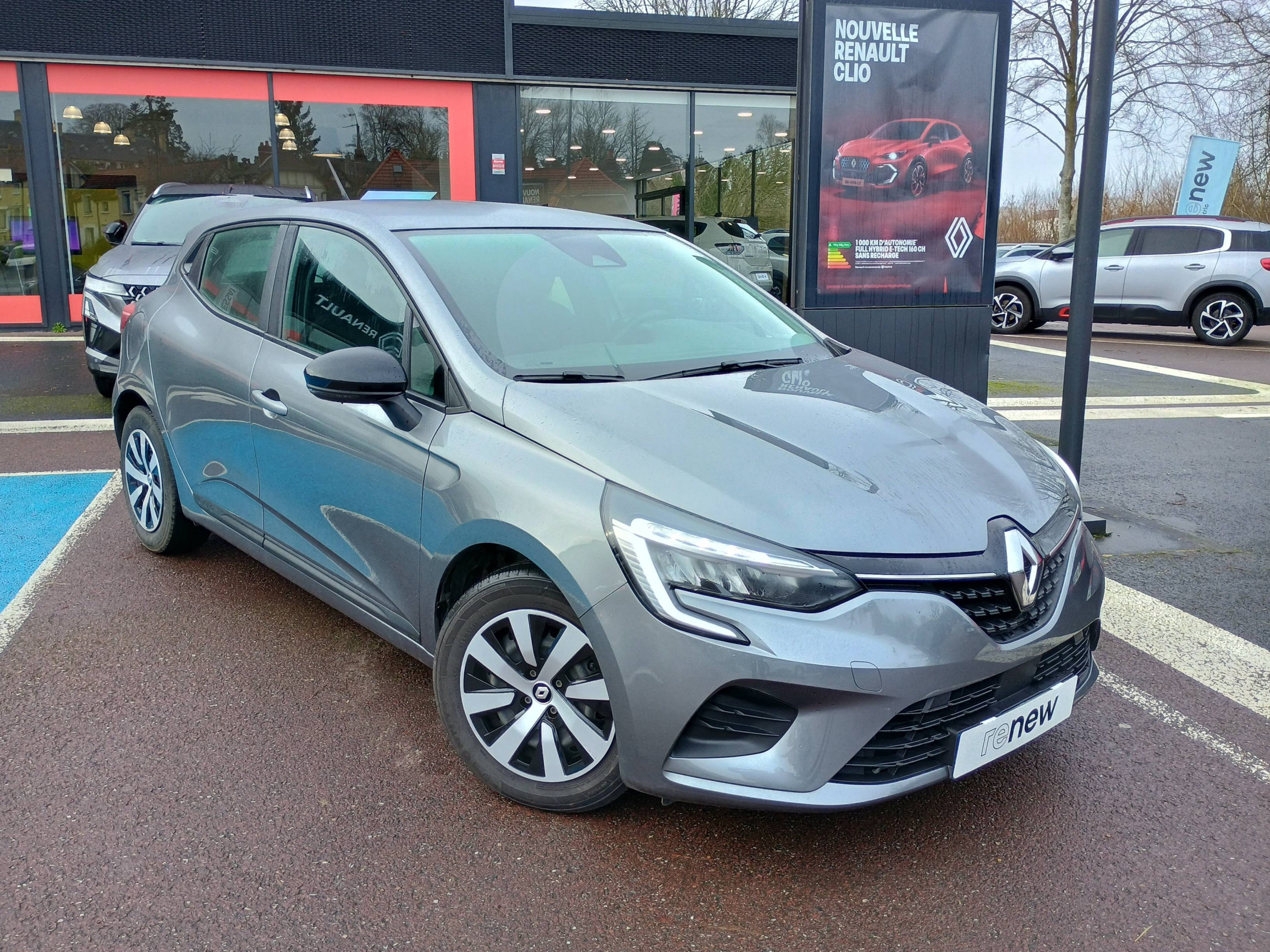 Vente en ligne Renault Clio 5 Clio TCe 90 au prix de 13 990 €