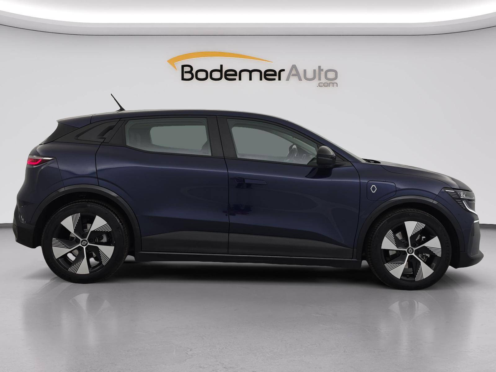 Vente en ligne Renault Megane E-Tech  EV60 220 ch super charge au prix de 23 990 €