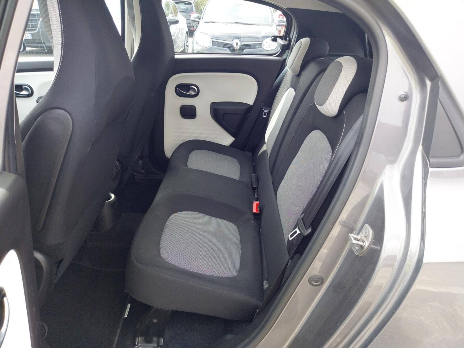 Vente en ligne Renault Twingo Electrique Twingo III E-Tech au prix de 12 990 €