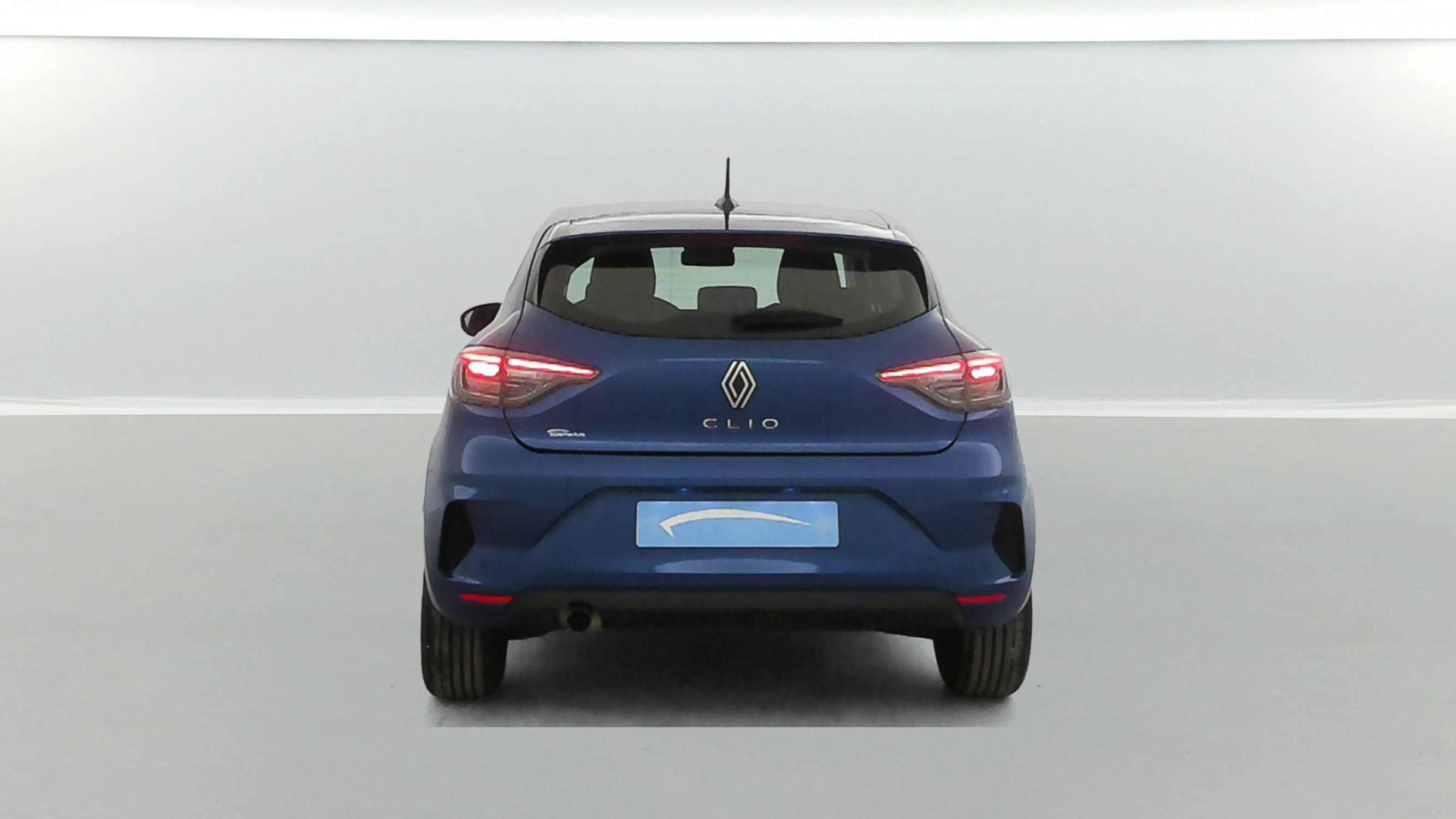Vente en ligne Renault Clio 5 Clio TCe 90 au prix de 15 990 €
