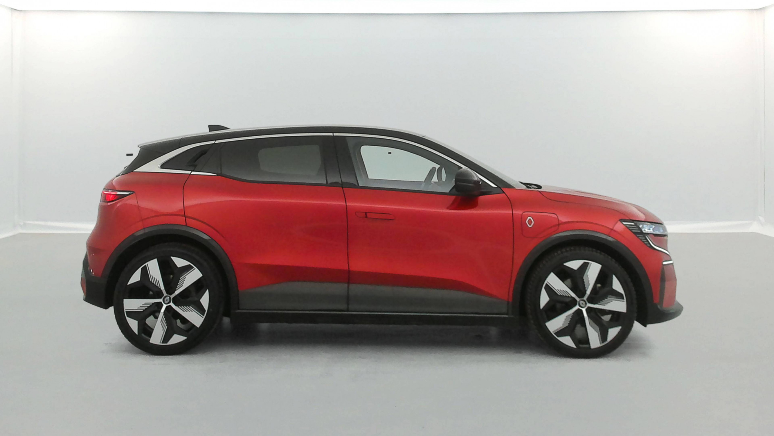 Vente en ligne Renault Megane E-Tech  EV40 130ch standard charge au prix de 19 990 €