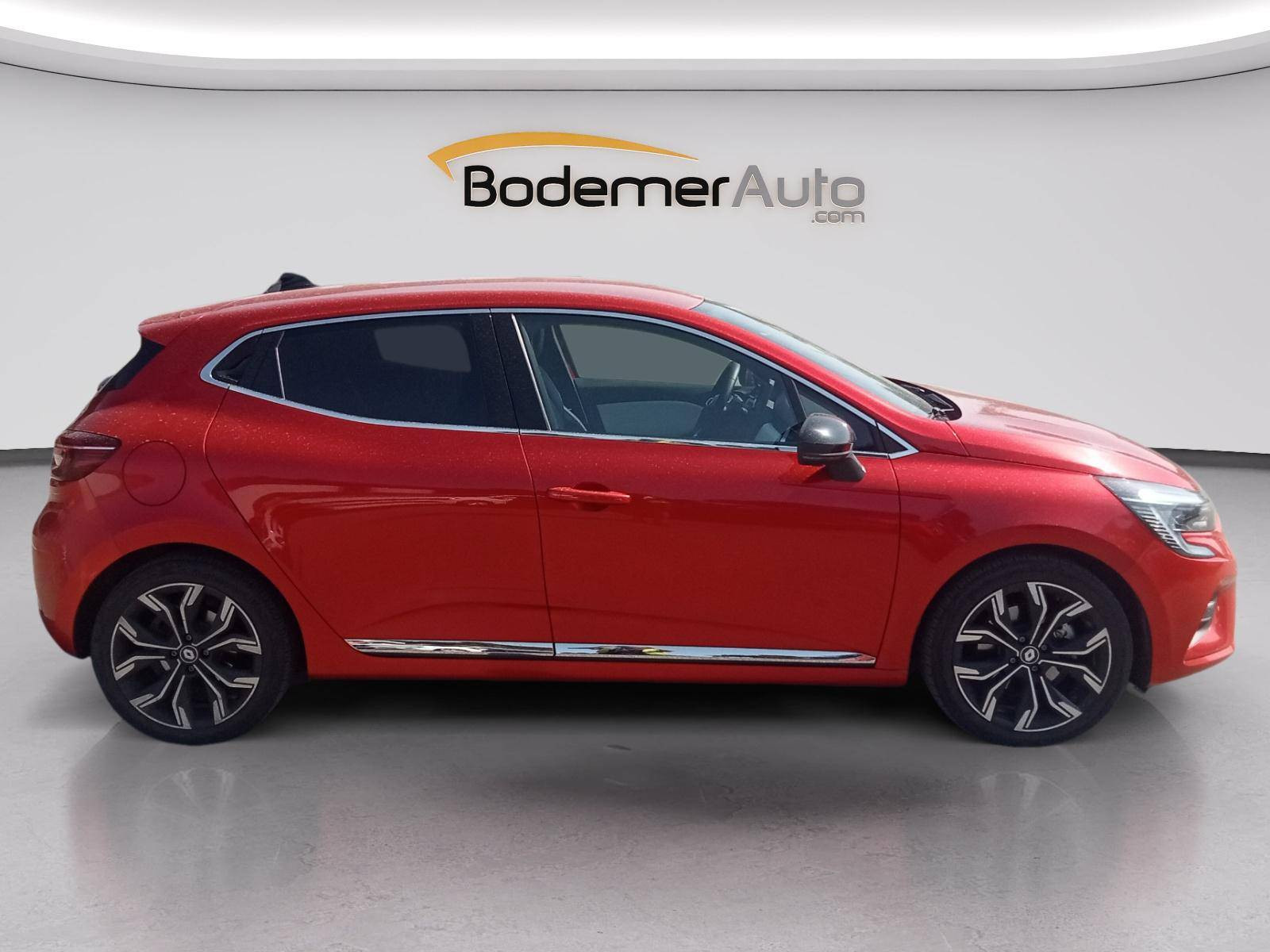 Vente en ligne Renault Clio 5 Clio E-Tech full hybrid 145 au prix de 17 490 €