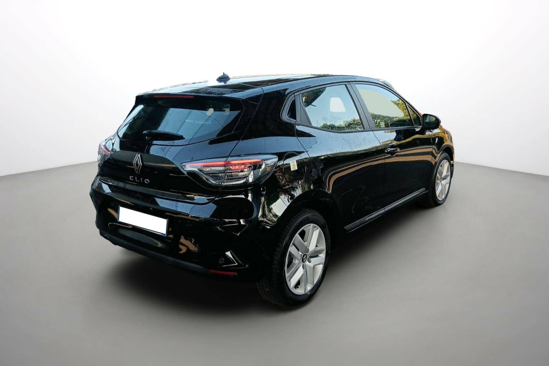 Vente en ligne Renault Clio 5 Clio Blue dCi 100 ch GSR2 au prix de 17 790 €