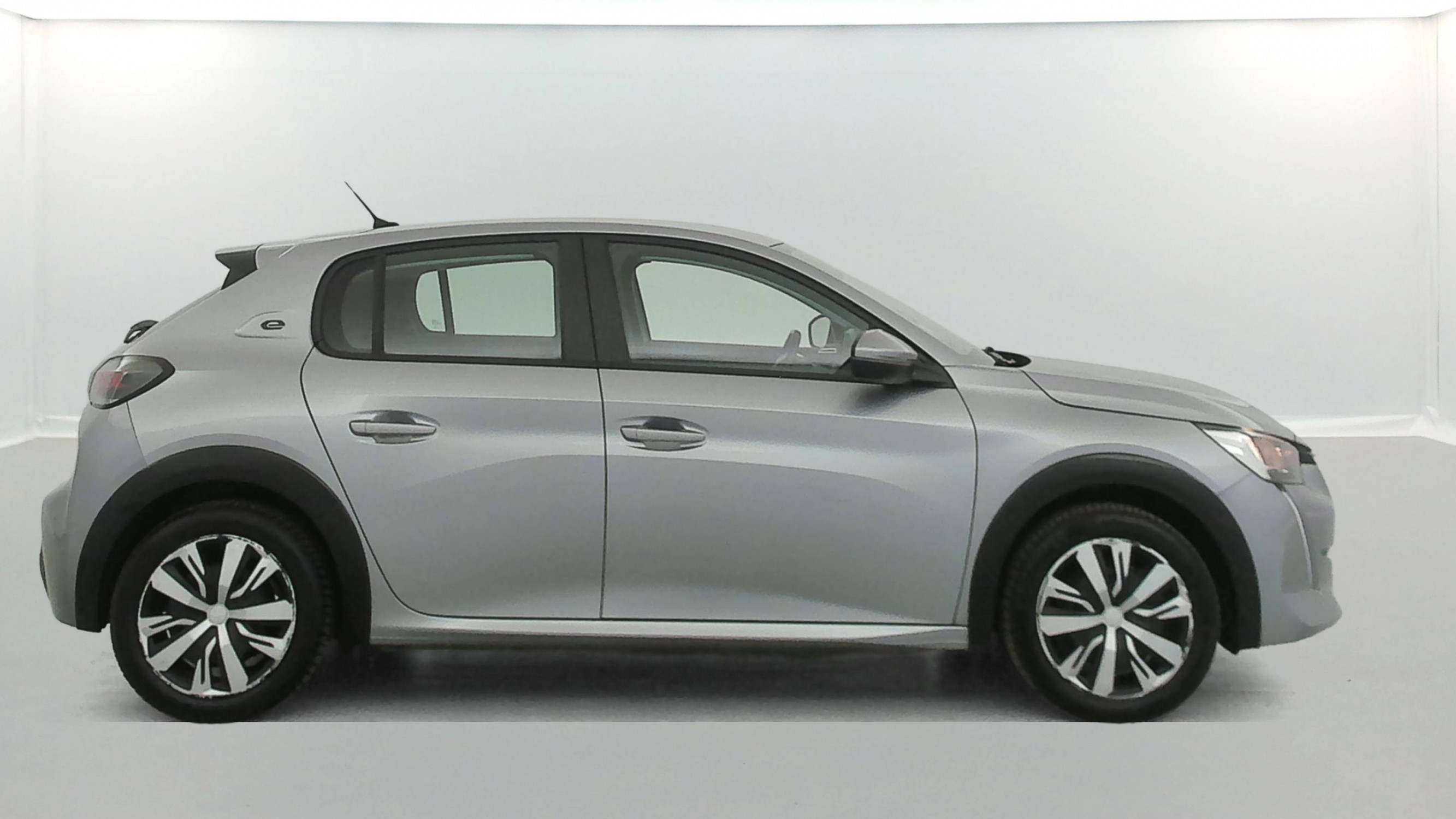 Vente en ligne Peugeot E-208 208 Electrique 50 kWh 136ch au prix de 12 390 €