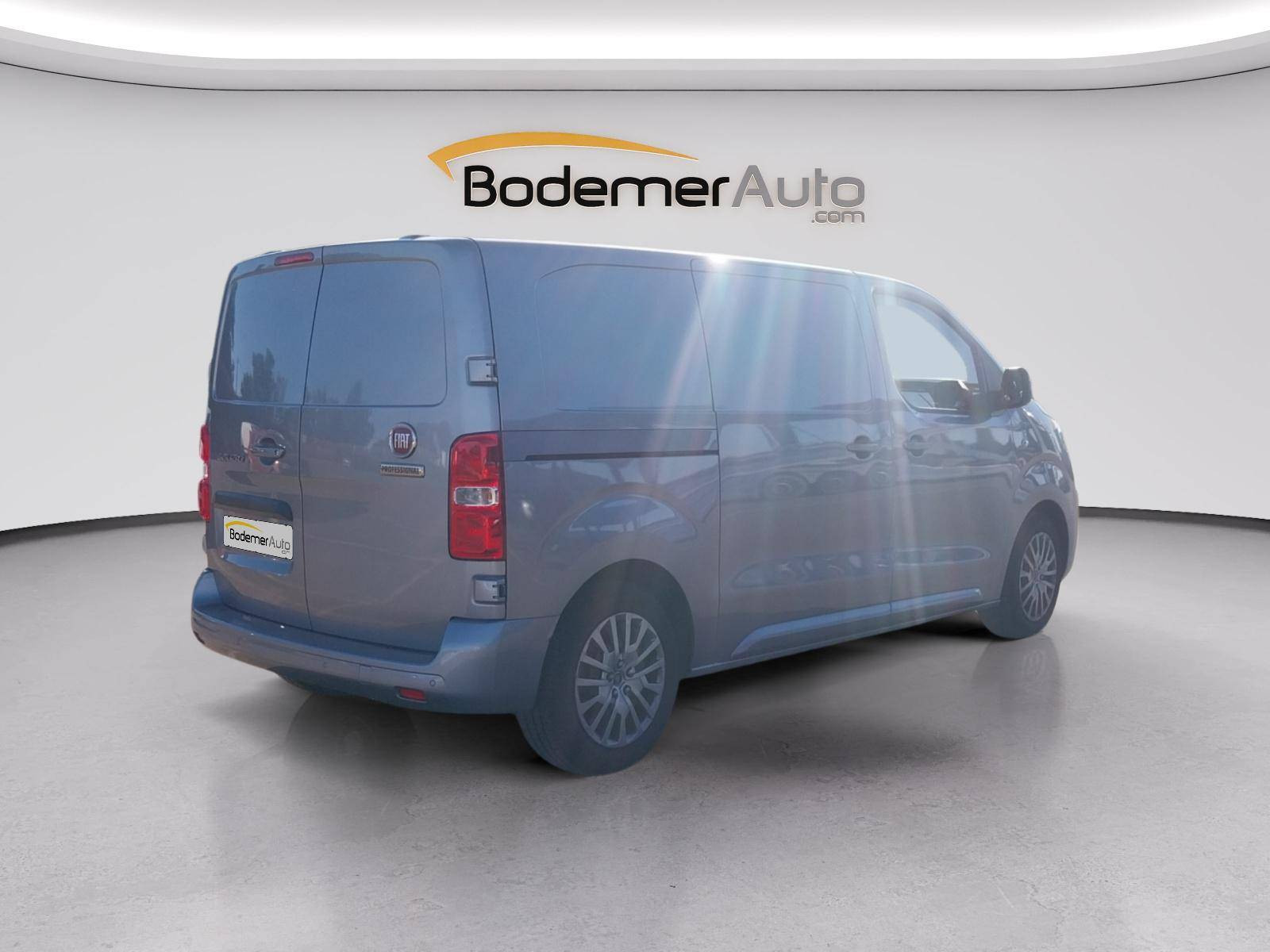 Vente en ligne Fiat Scudo  2.0 MULTIJET 180 BVA STANDARD au prix de 25 990 €