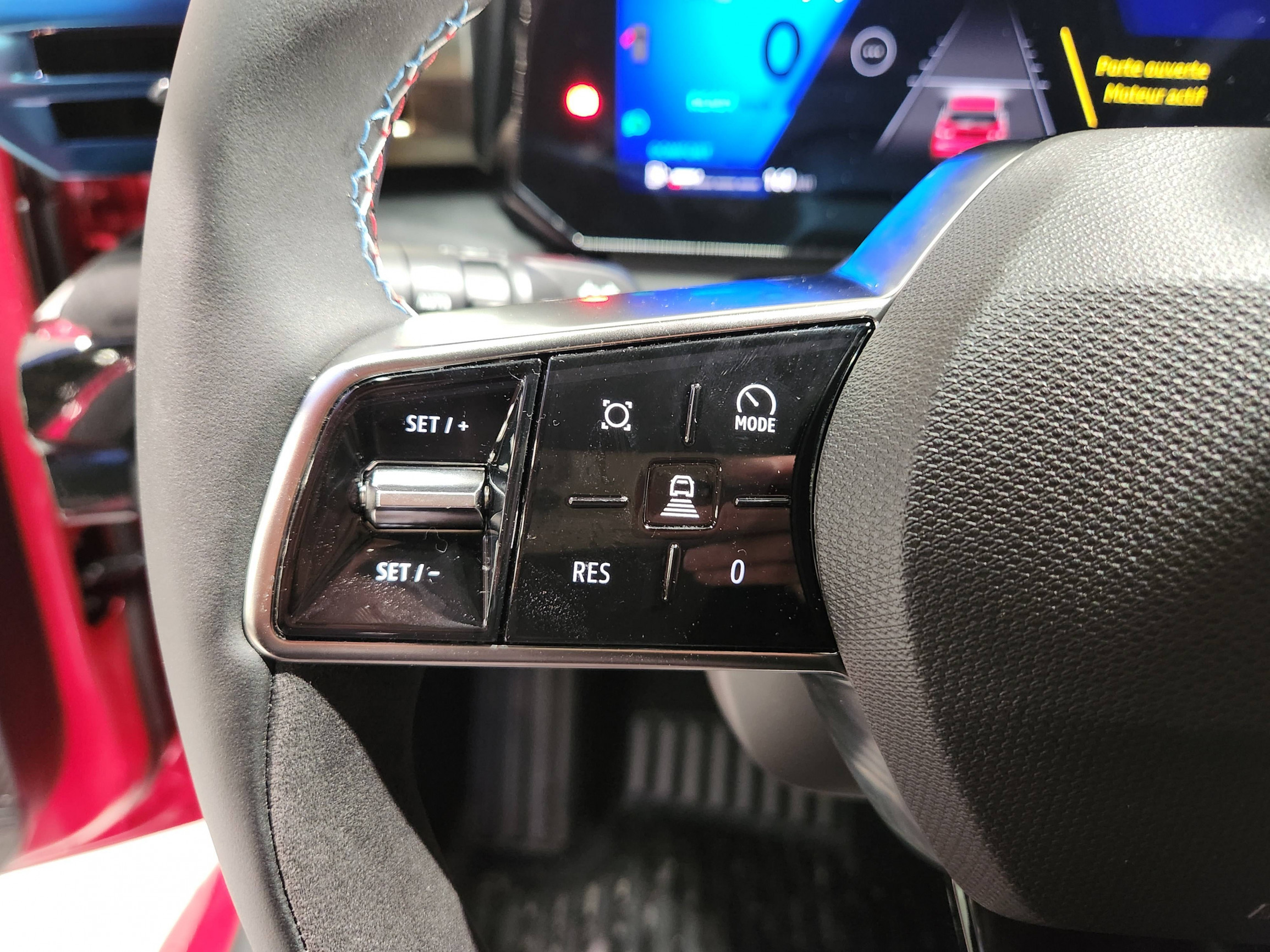 Vente en ligne Renault Clio 6 Clio E-Tech full hybrid 160 ch au prix de 27 690 €