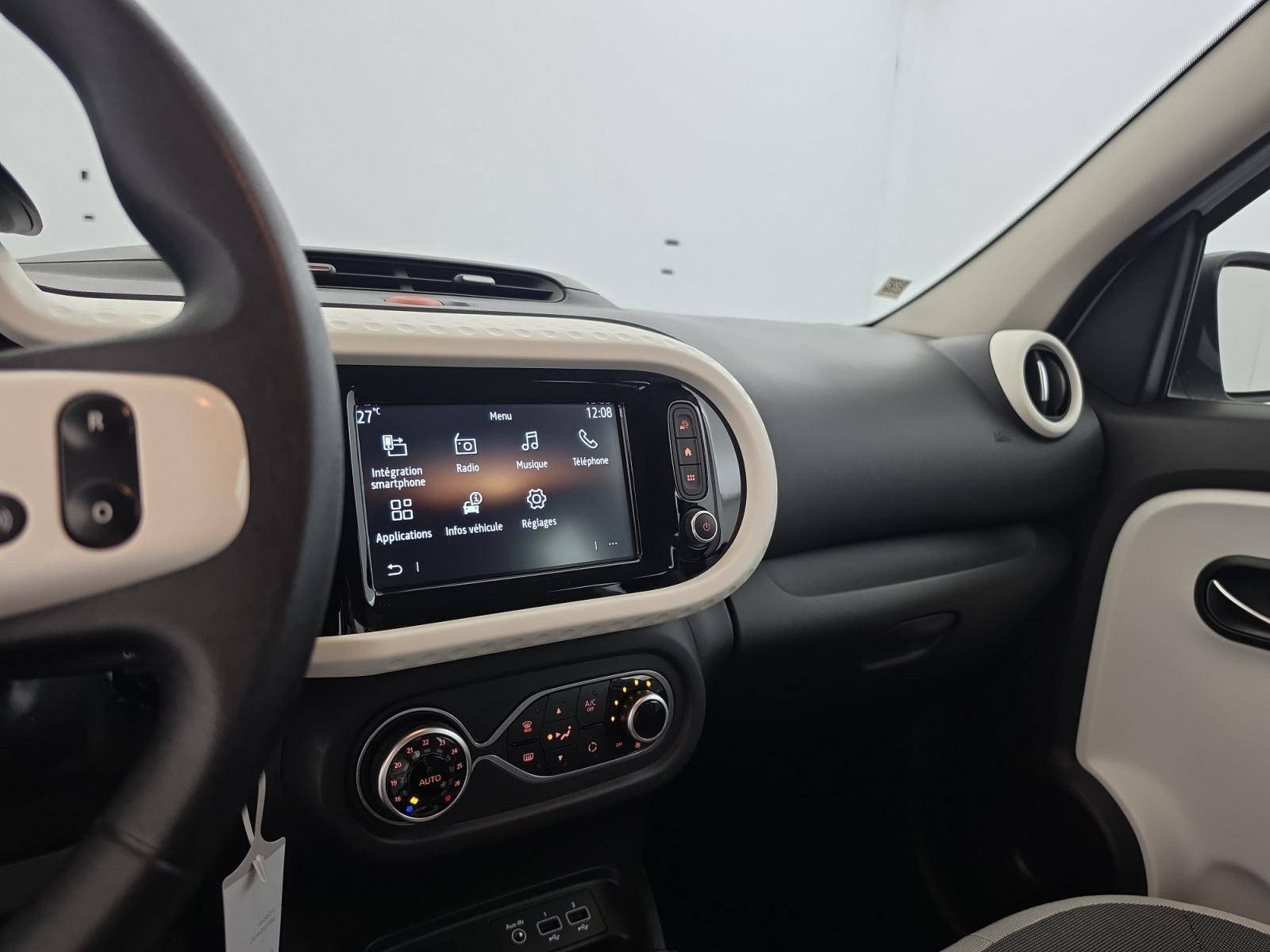 Vente en ligne Renault Twingo Electrique Twingo III E-Tech au prix de 12 990 €