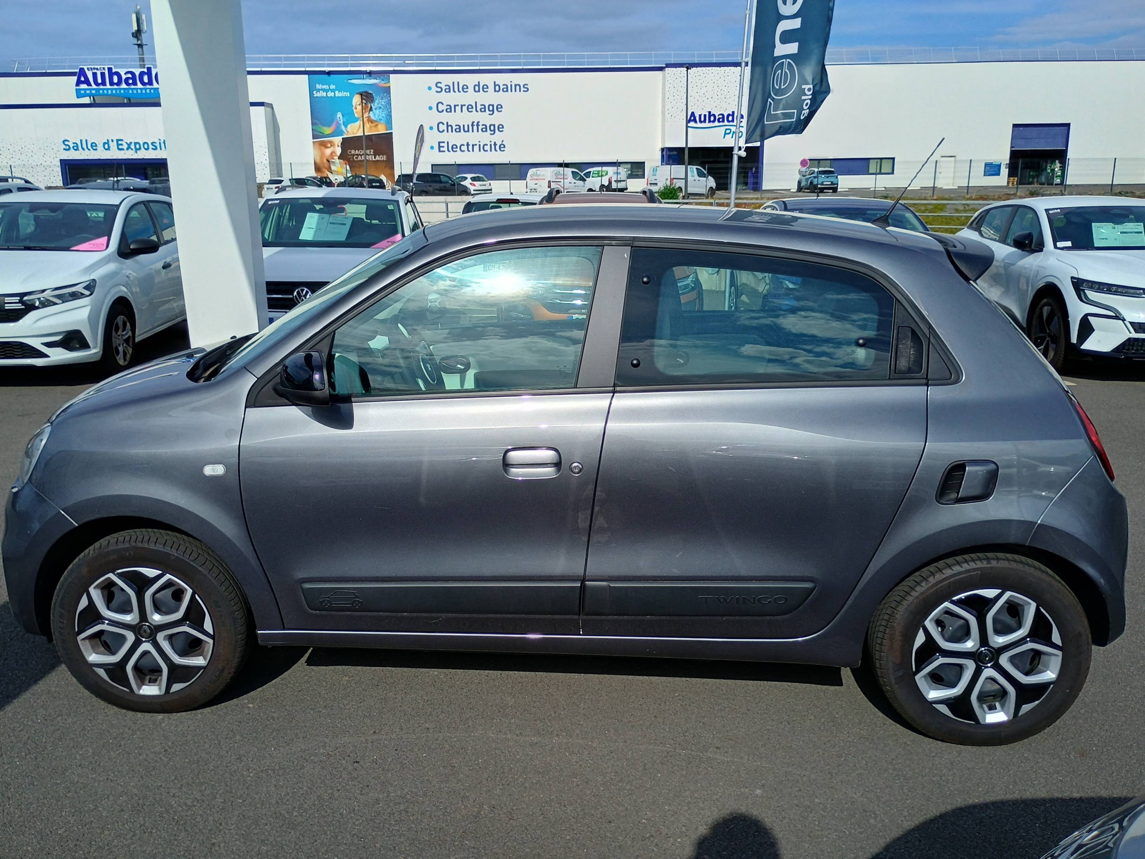 Vente en ligne Renault Twingo 3  SCe 65 au prix de 13 700 €