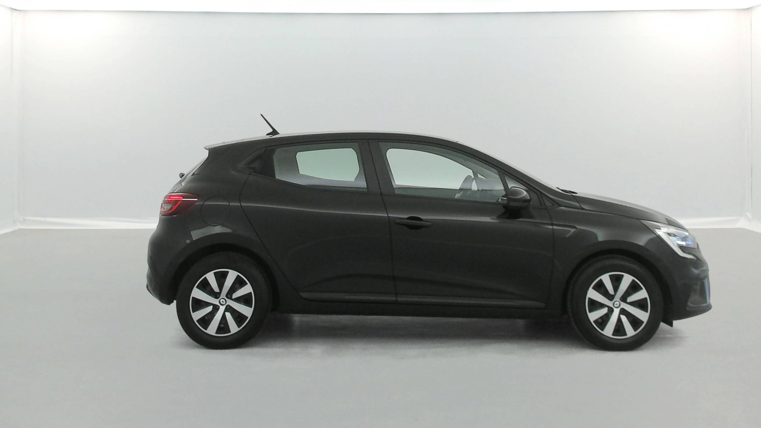 Vente en ligne Renault Clio 5 Clio TCe 90 au prix de 13 990 €