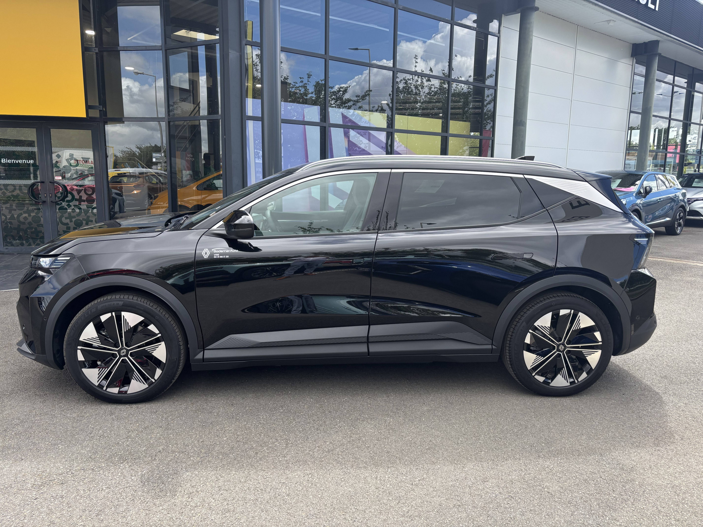 Vente en ligne Renault Scenic E-Tech Scenic E-Tech électrique 220 ch grande autonomie au prix de 48 890 €
