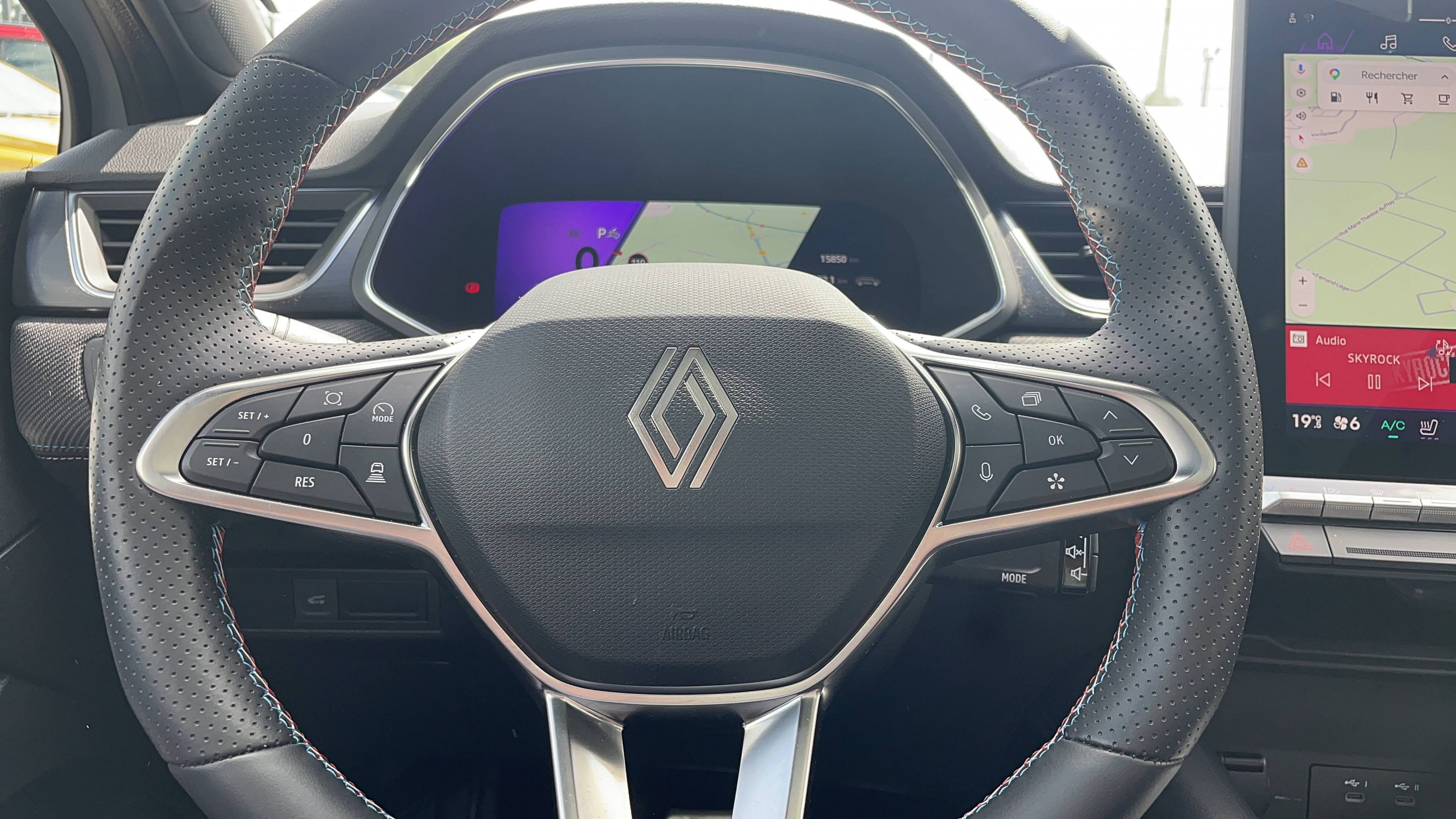 Vente en ligne Renault Symbioz  E-Tech full hybrid 145 au prix de 26 991 €