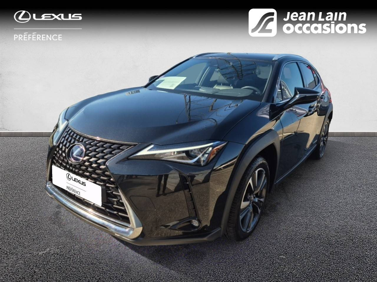 Vente en ligne LEXUS UX MY21 UX 250h 2WD Premium Edition de 2021 au prix de 23 900 €