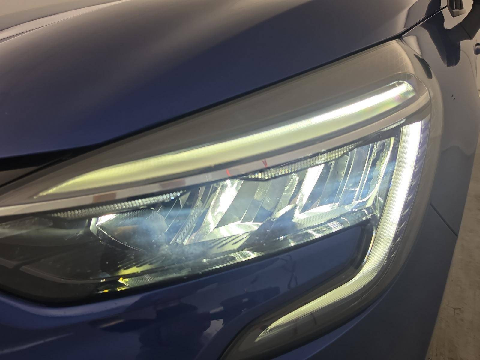 Vente en ligne Renault Clio 5 Clio TCe 90 - 21N au prix de 14 390 €