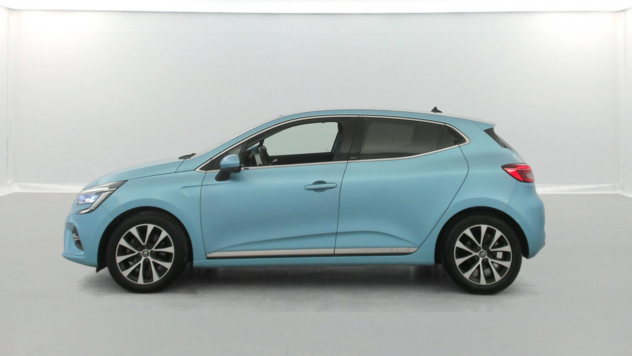 Renault Clio 5 Clio E-Tech 140 occasion de 2020 en vente à Carhaix