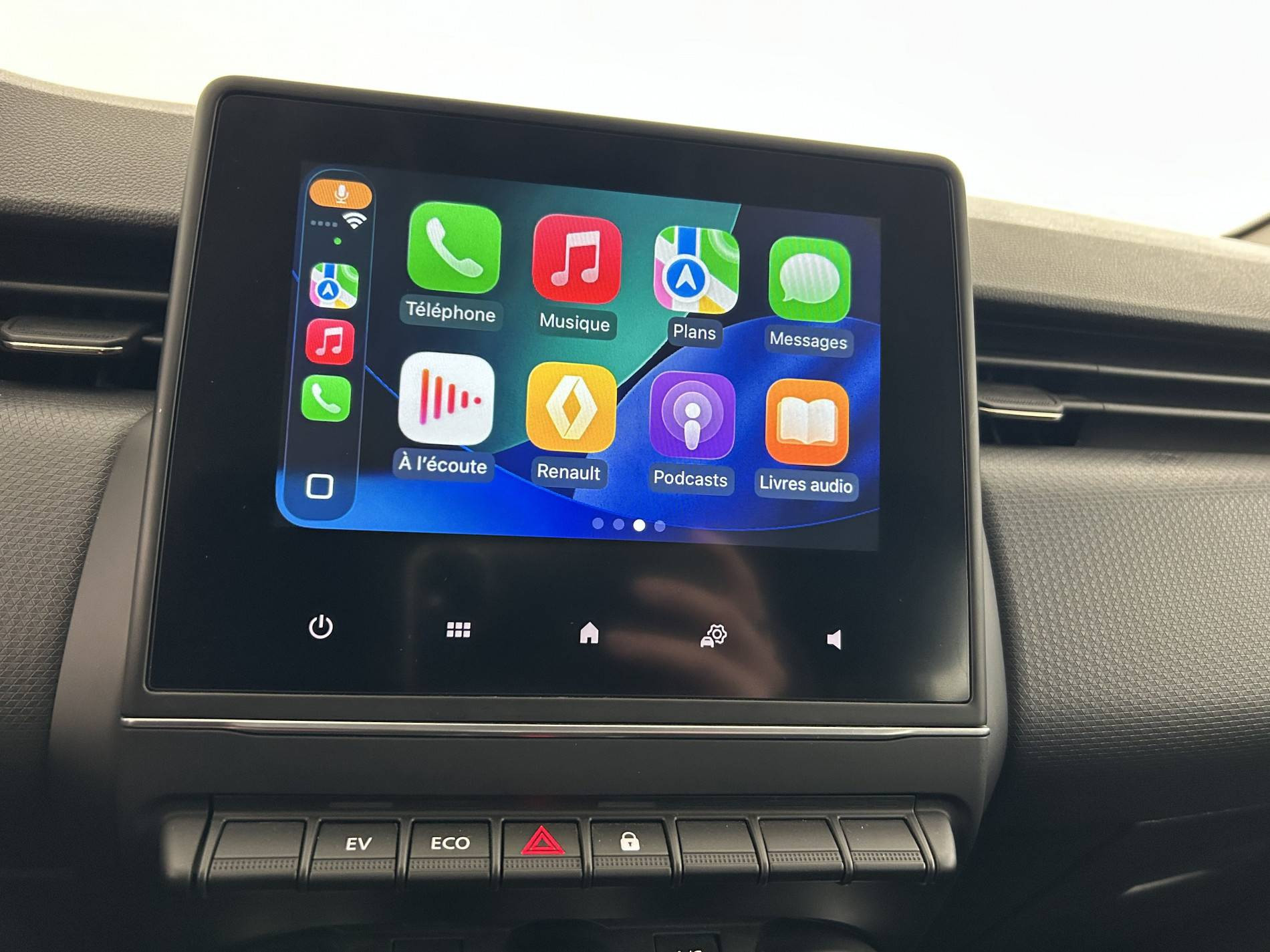 Vente en ligne Renault Clio 5 Clio E-Tech full hybrid 145 au prix de 16 890 €