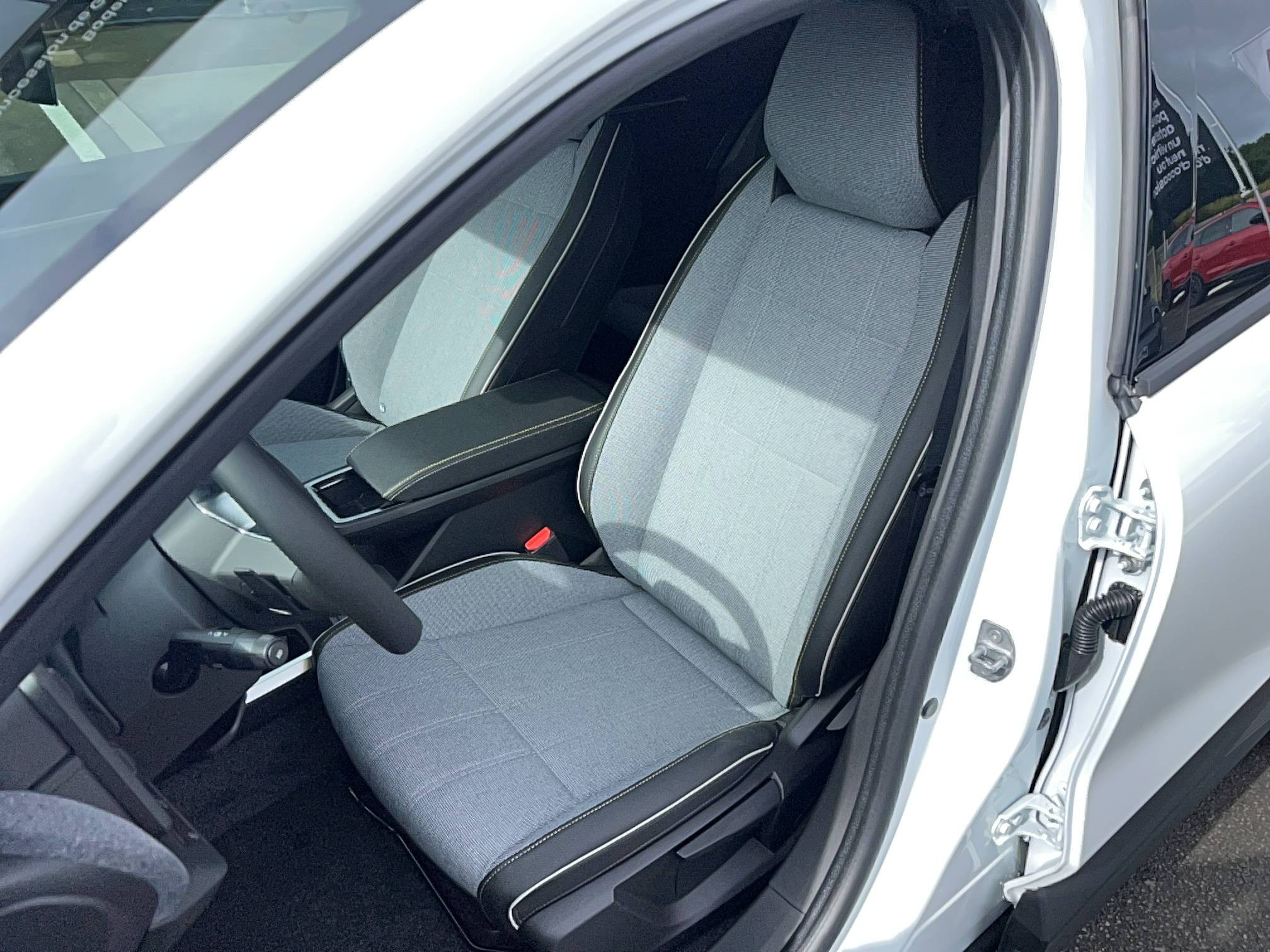 Vente en ligne Renault Scenic E-Tech Scenic E-Tech électrique 220 ch grande autonomie au prix de 47 590 €