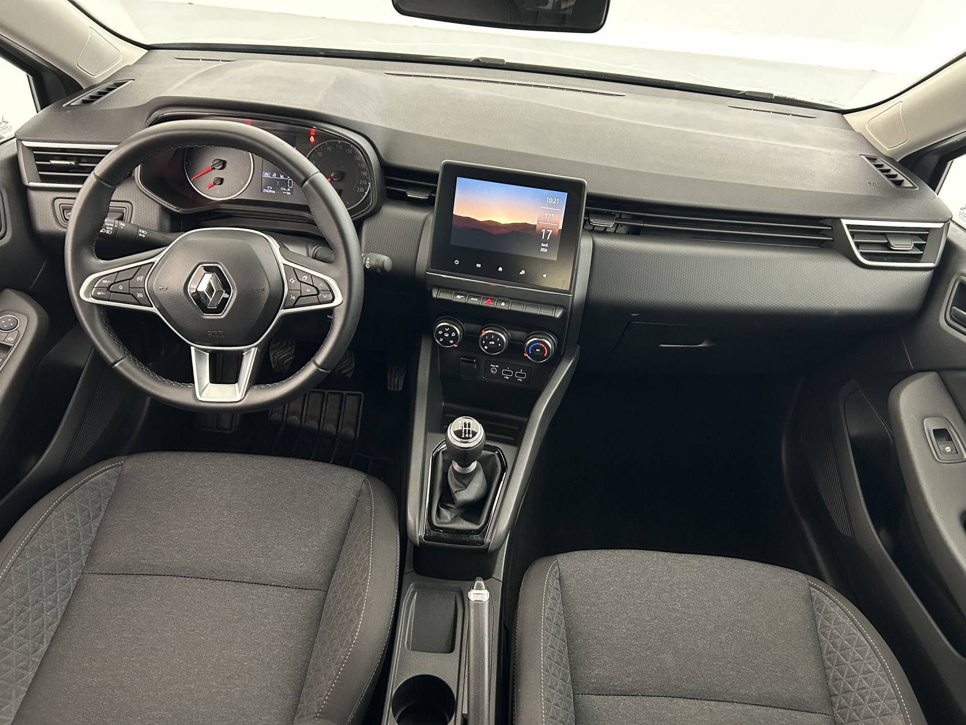 Vente en ligne Renault Clio 5 Clio TCe 90 au prix de 14 290 €