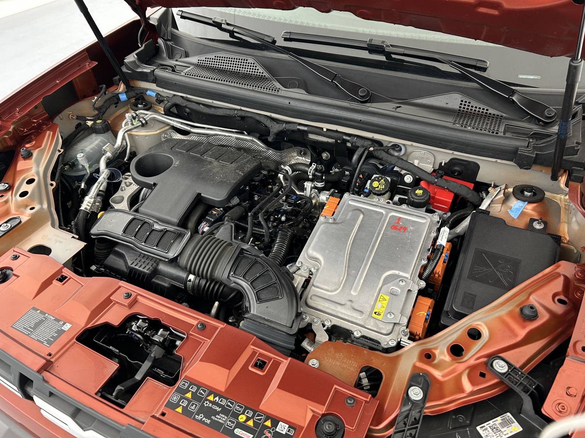 Vente en ligne Dacia Duster  Hybrid 140 au prix de 25 700 €