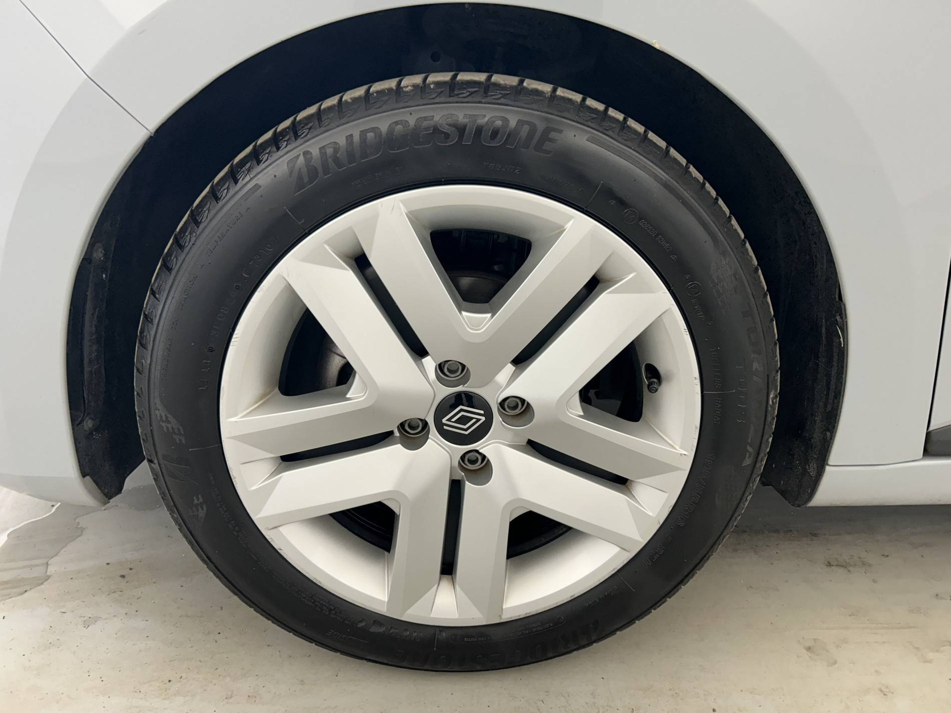 Vente en ligne Renault Clio 5 Clio TCe 90 au prix de 15 400 €