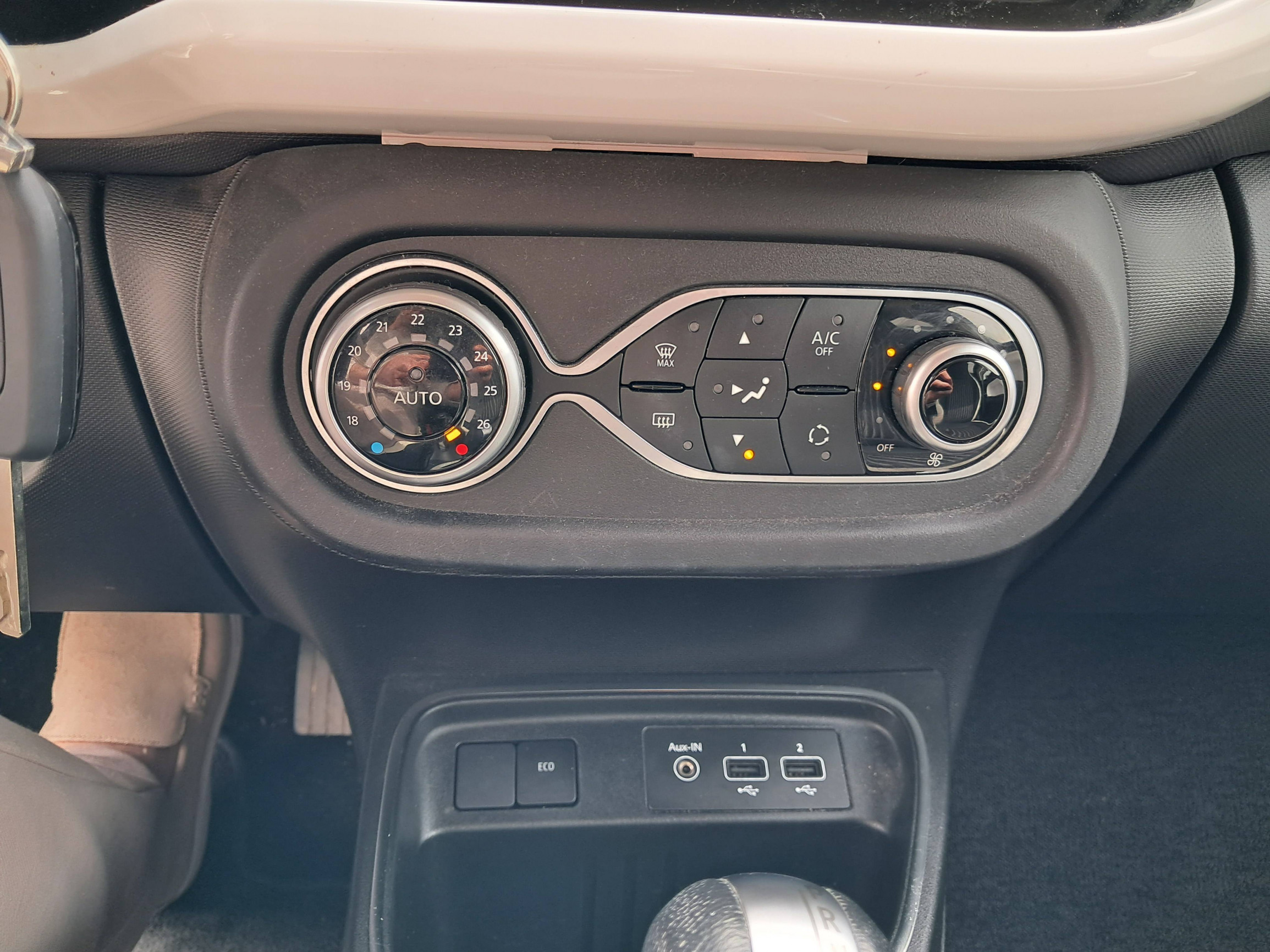 Vente en ligne Renault Twingo Electrique Twingo III E-Tech au prix de 9 490 €