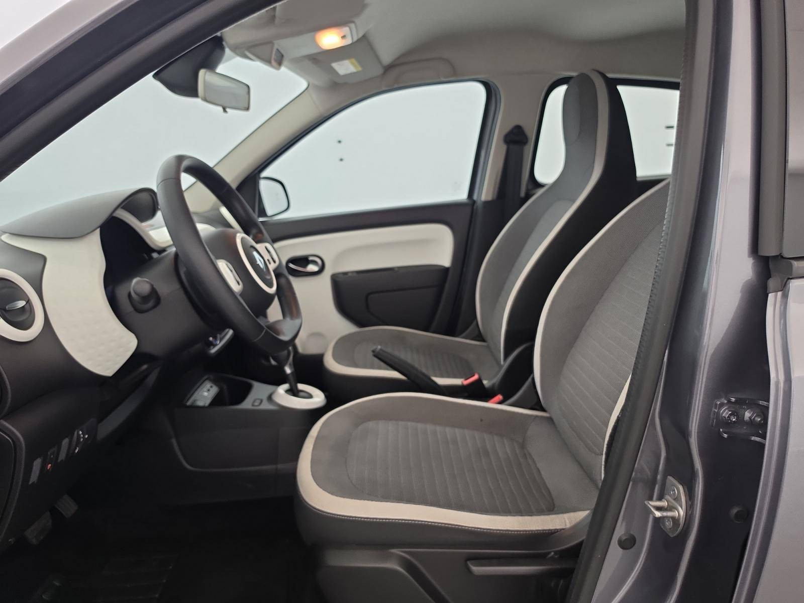Vente en ligne Renault Twingo Electrique Twingo III E-Tech au prix de 12 990 €