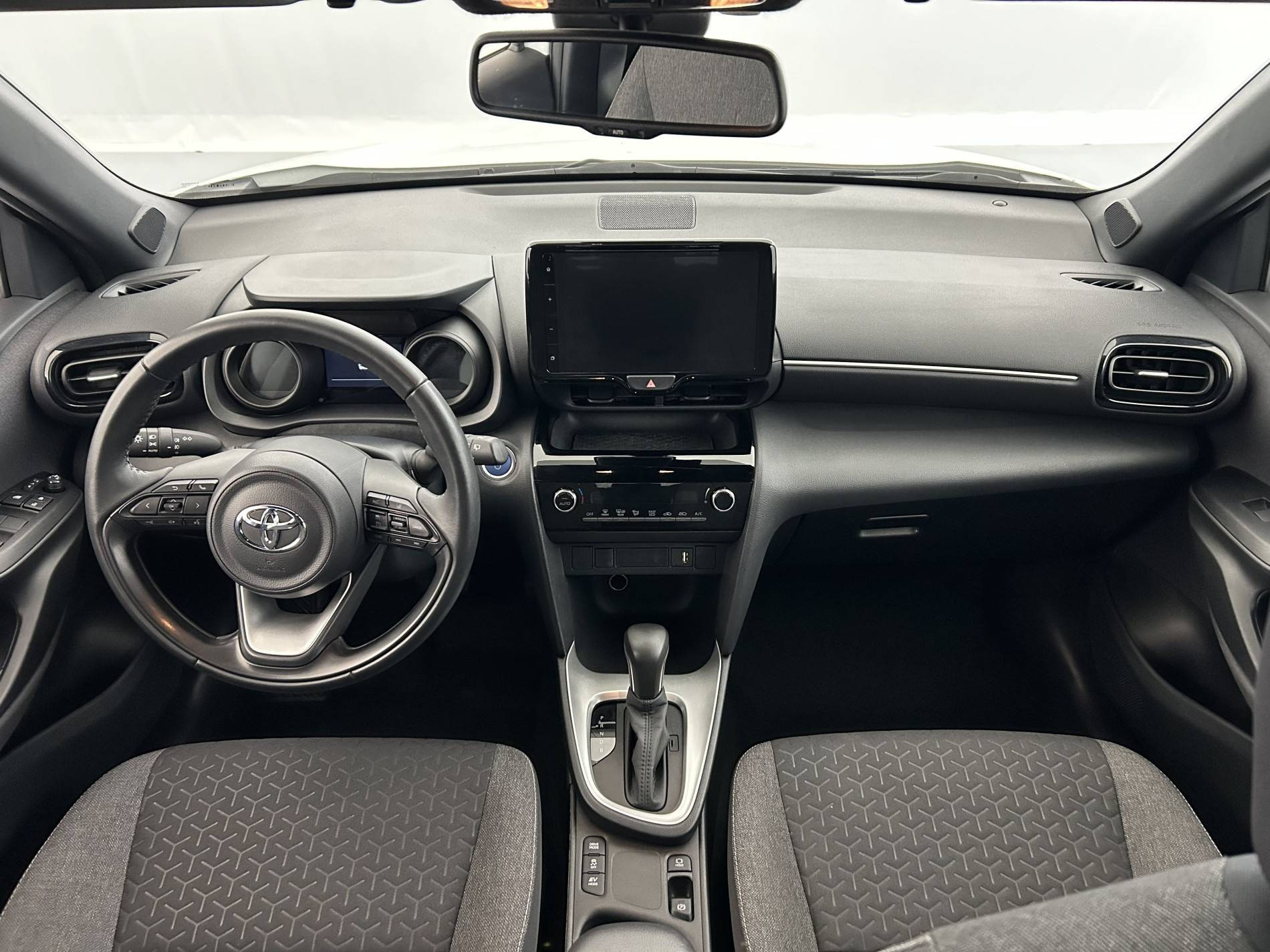 Vente en ligne Toyota Yaris Cross  116h 2WD au prix de 21 790 €