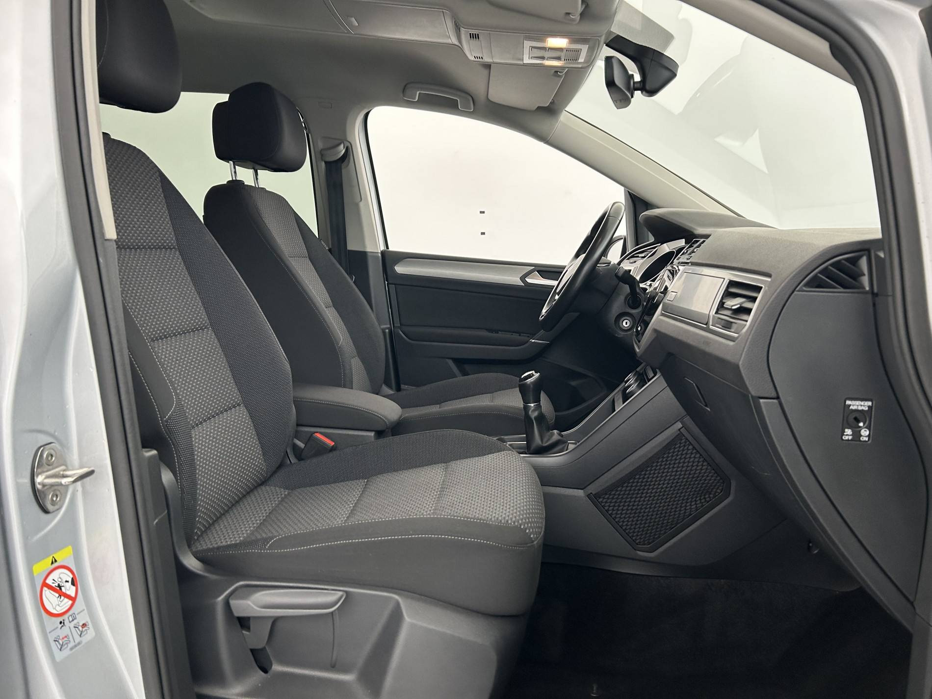 Vente en ligne Volkswagen Touran Touran 1.6 TDI 115 BMT 7pl au prix de 17 990 €