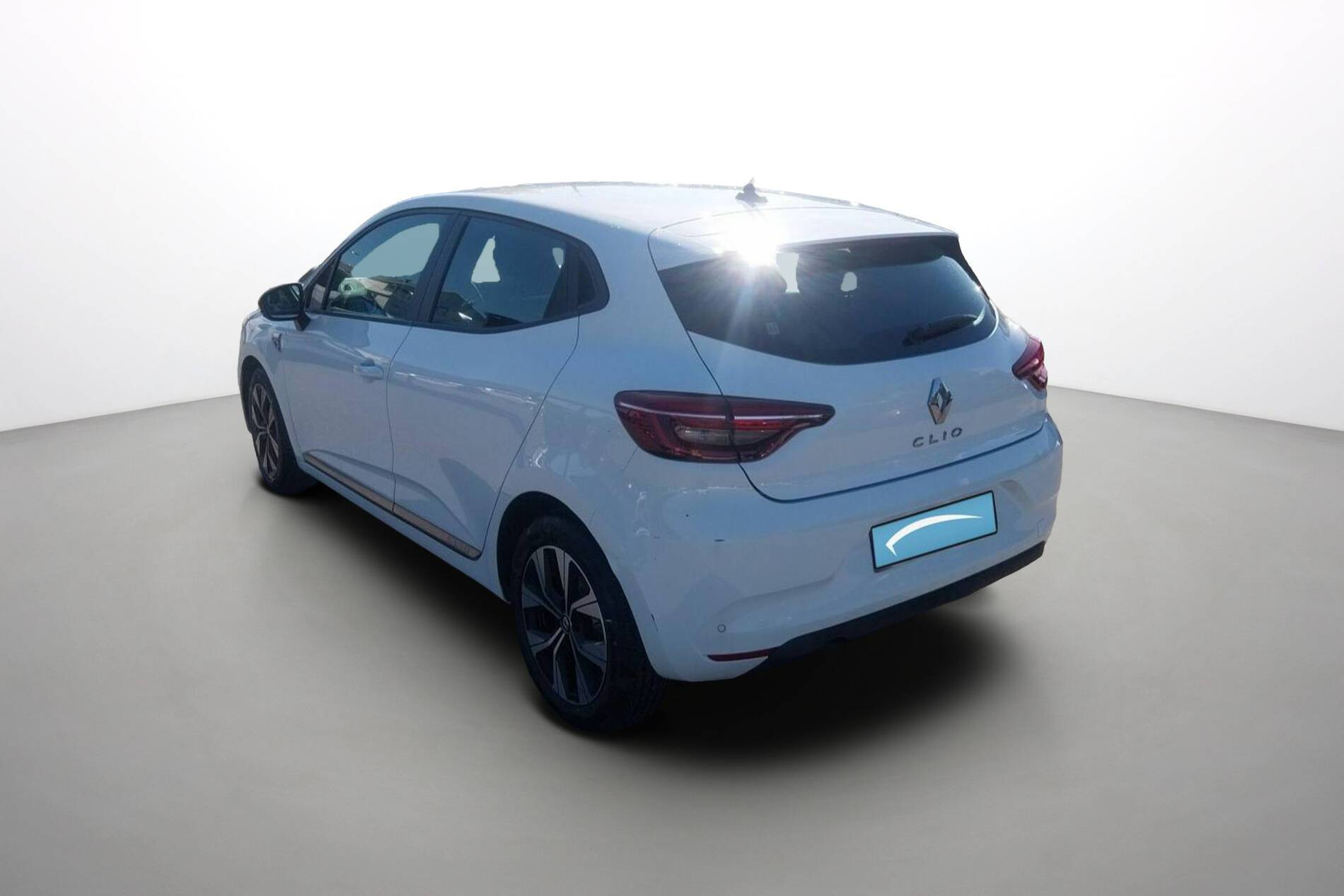 Vente en ligne Renault Clio 5 Clio TCe 90 - 21 au prix de 11 990 €