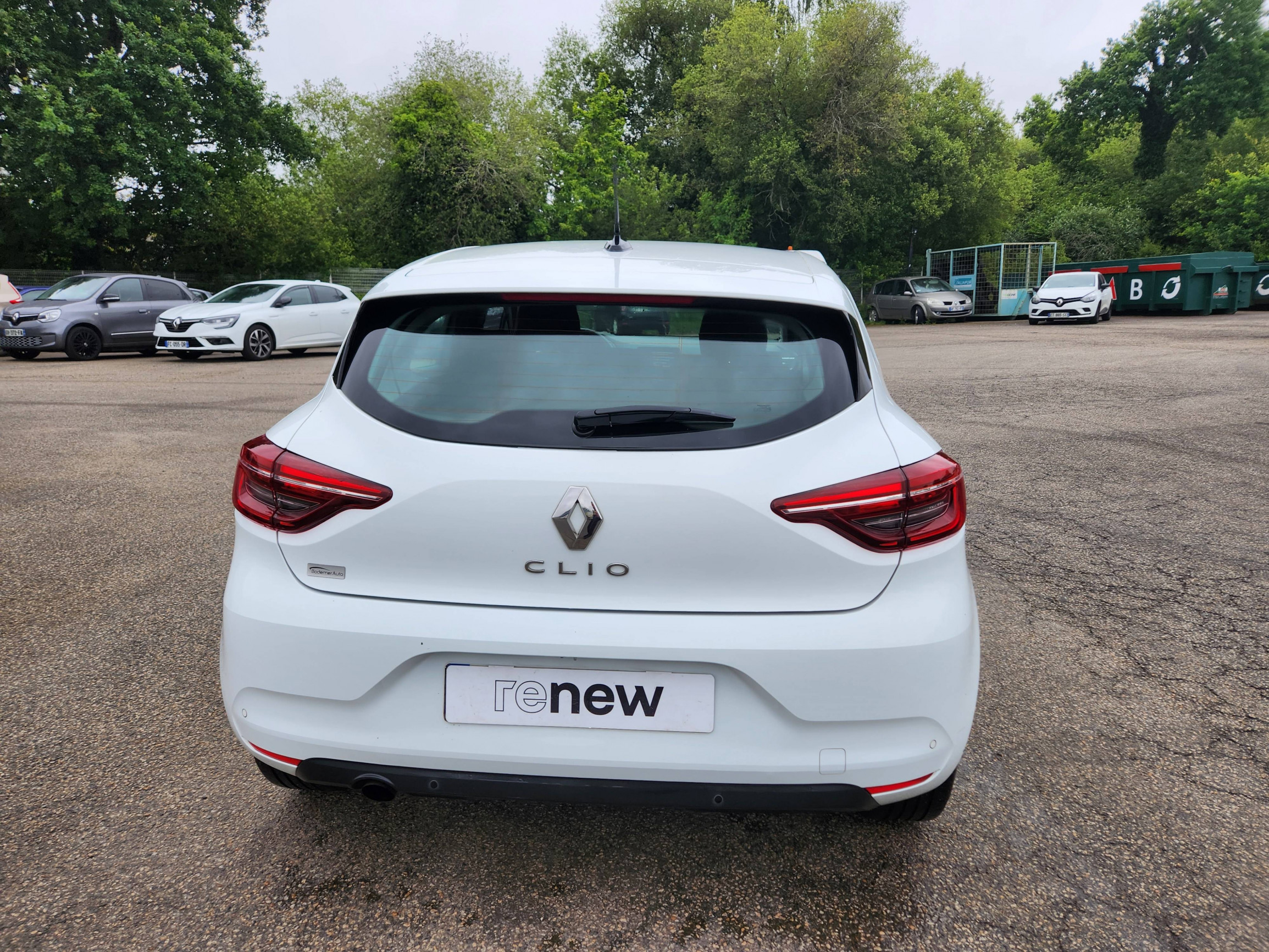 Vente en ligne Renault Clio 5 Clio Blue dCi 85 au prix de 14 499 €