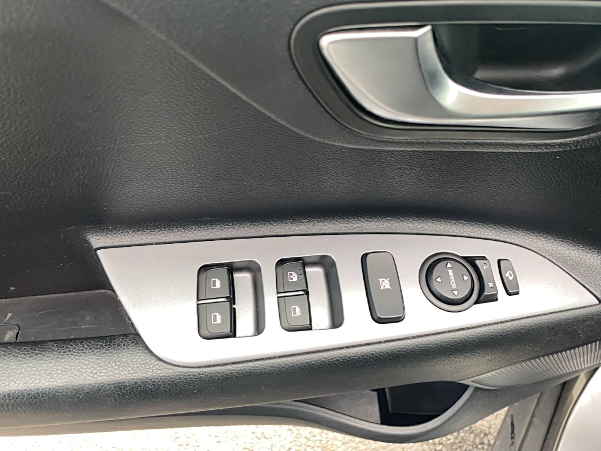 Vente en ligne Kia Stonic  1.0 T-GDi 100 ch DCT7 au prix de 19 490 €
