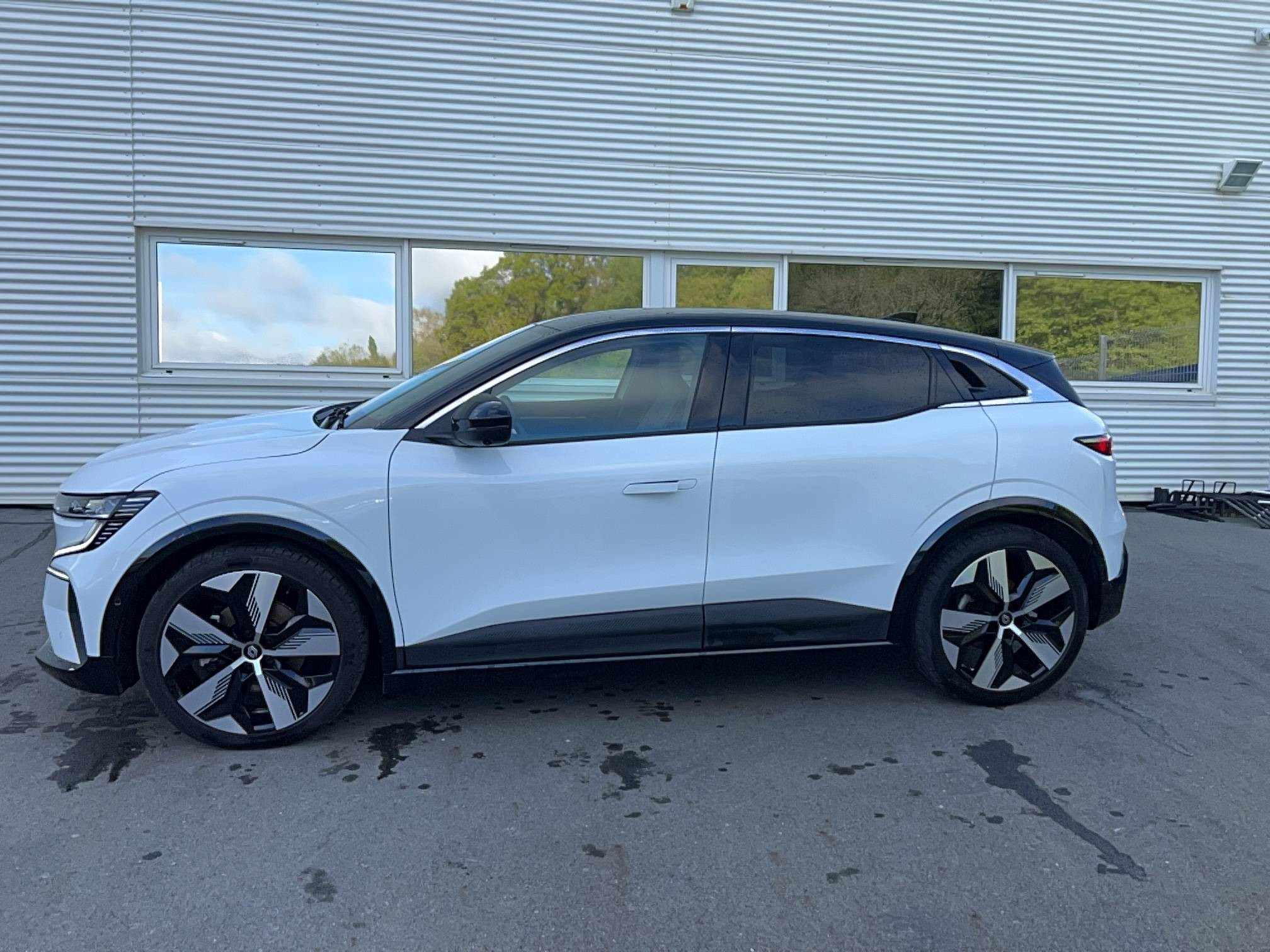 Vente en ligne Renault Megane E-Tech  EV60 220 ch optimum charge au prix de 23 990 €