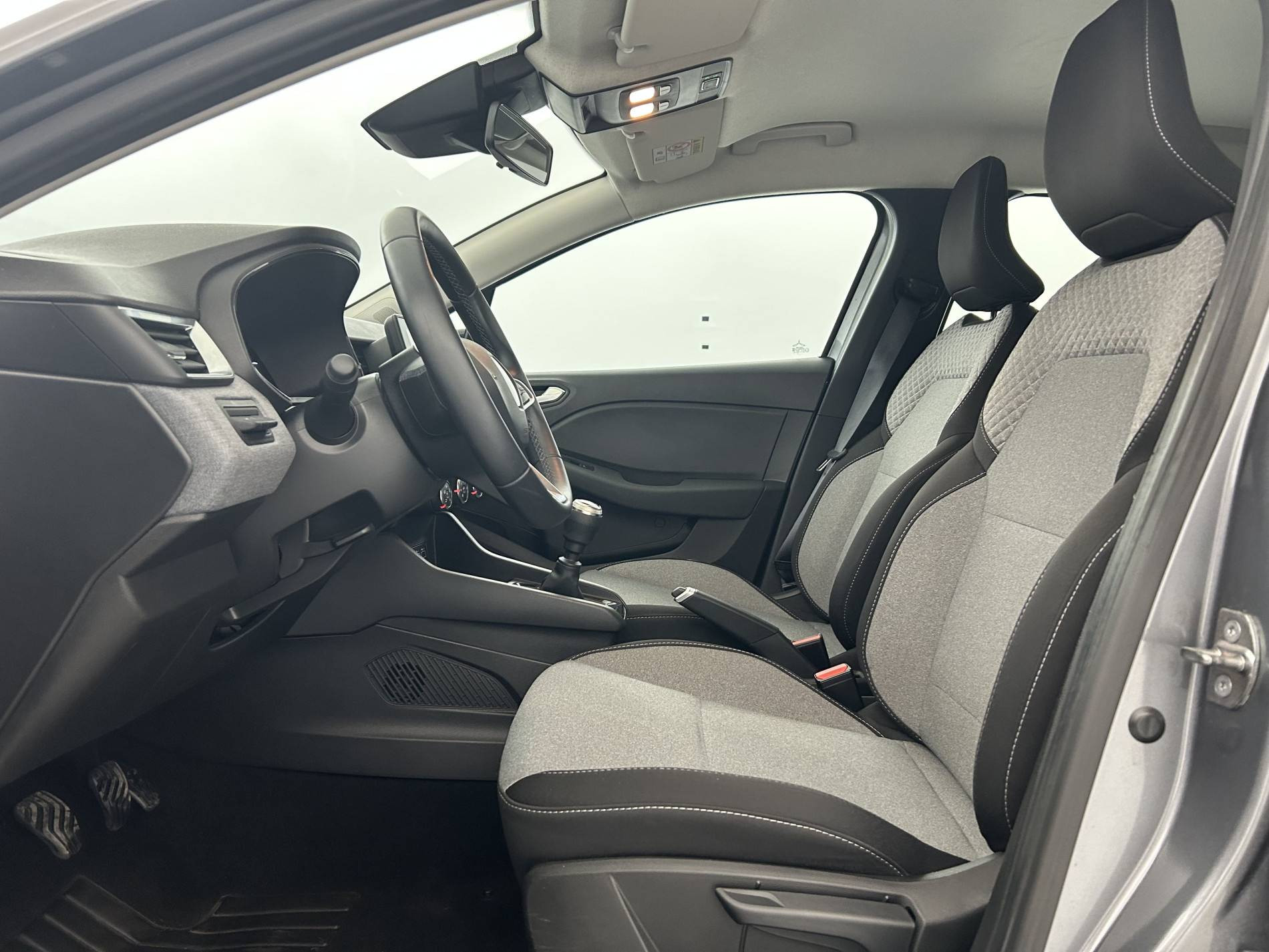 Vente en ligne Renault Clio 5 Clio TCe 90 ch GSR2 au prix de 15 490 €