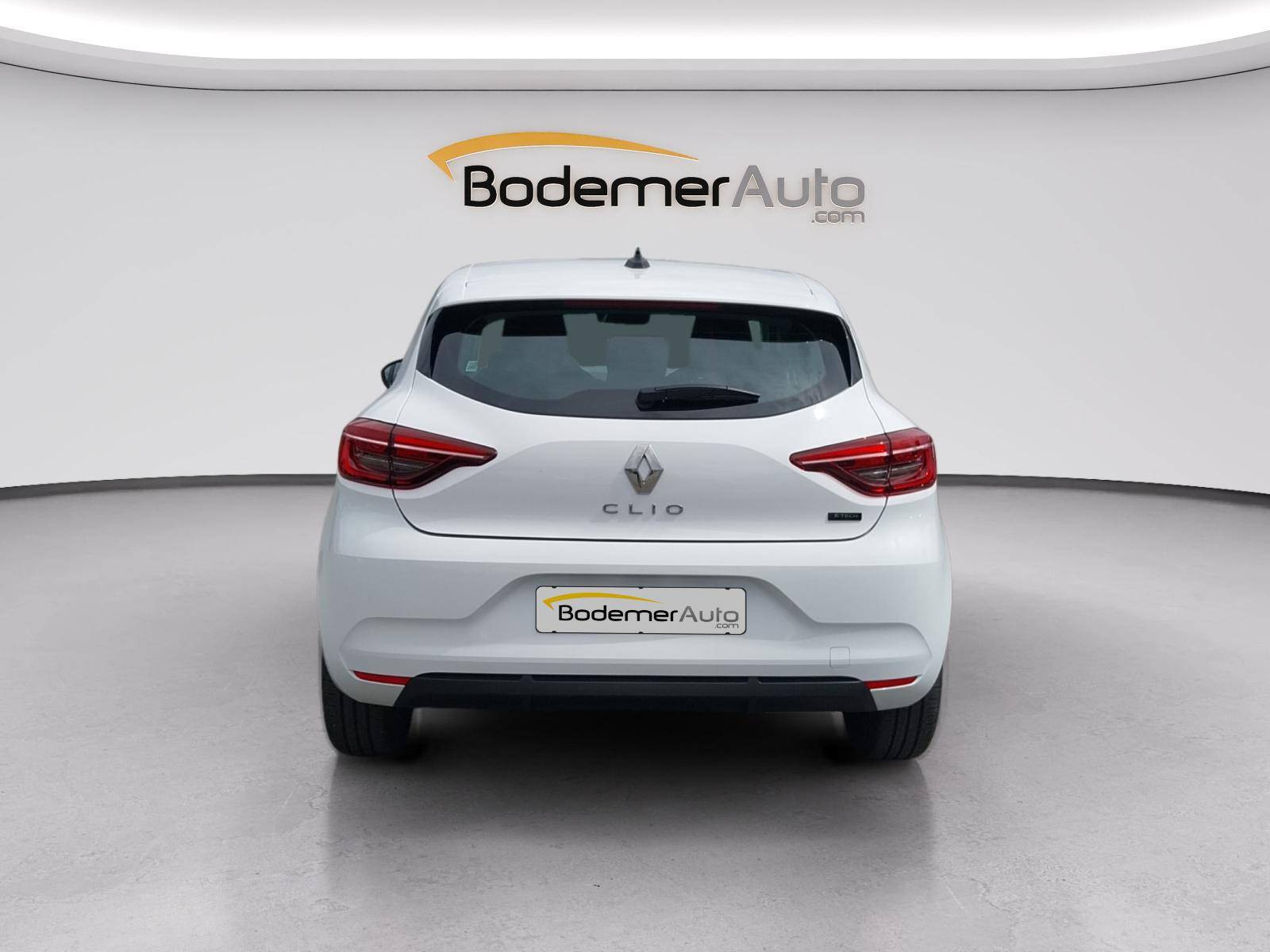 Vente en ligne Renault Clio 5 Clio E-Tech full hybrid 145 au prix de 17 350 €