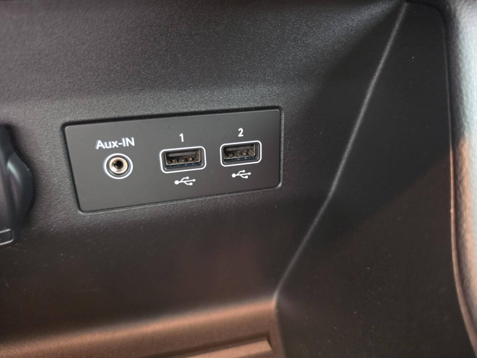 Vente en ligne Renault Clio 5 Clio E-Tech 140 - 21N au prix de 14 890 €