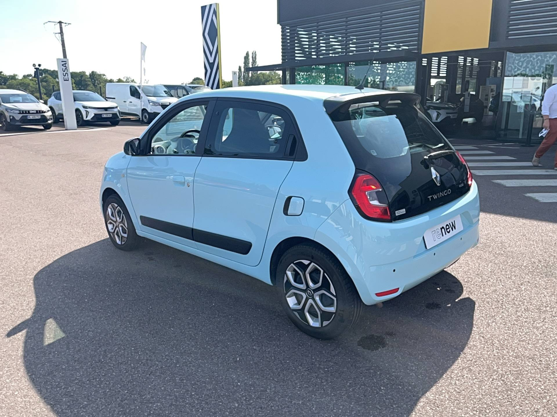 Vente en ligne Renault Twingo 3  SCe 65 au prix de 12 491 €