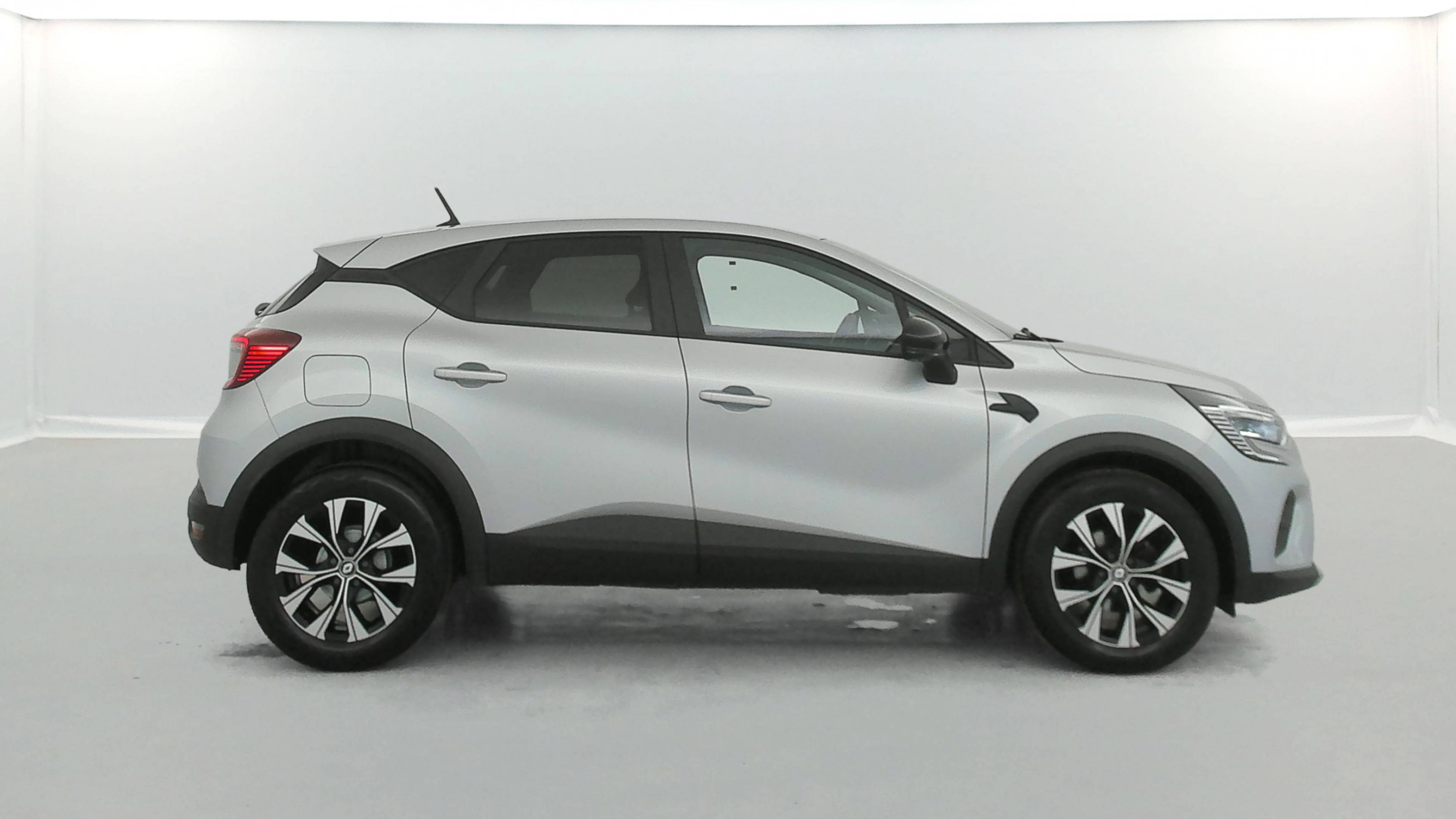 Vente en ligne Renault Captur  TCe 90 au prix de 16 990 €