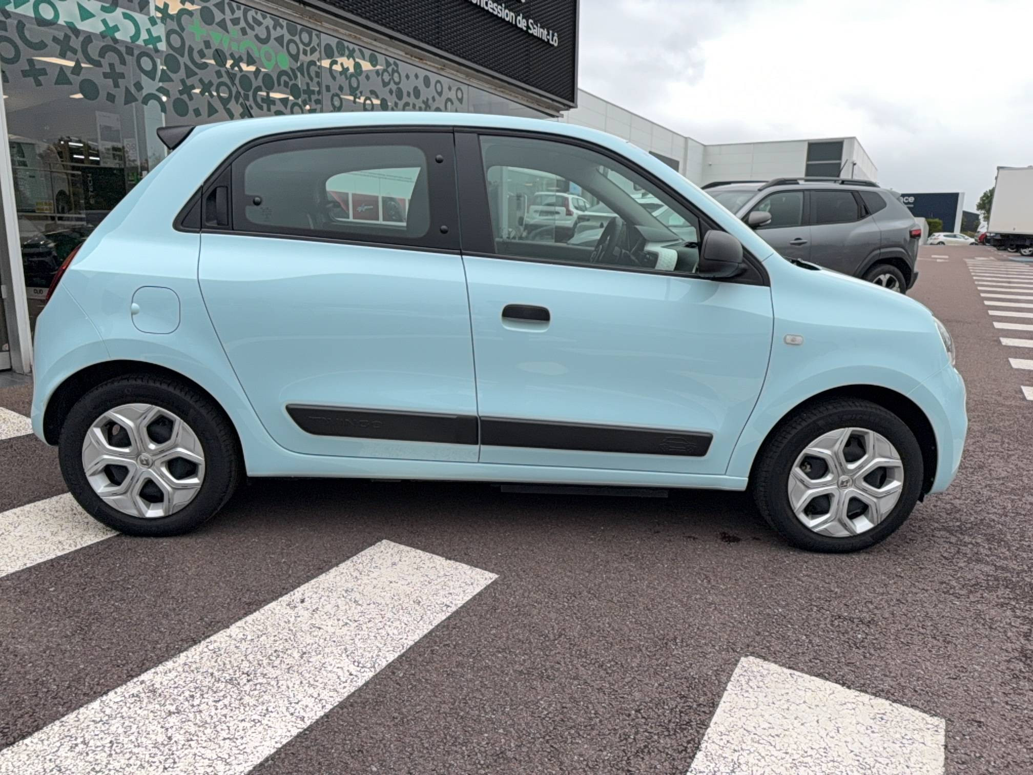 Vente en ligne Renault Twingo Electrique Twingo III E-Tech au prix de 11 990 €