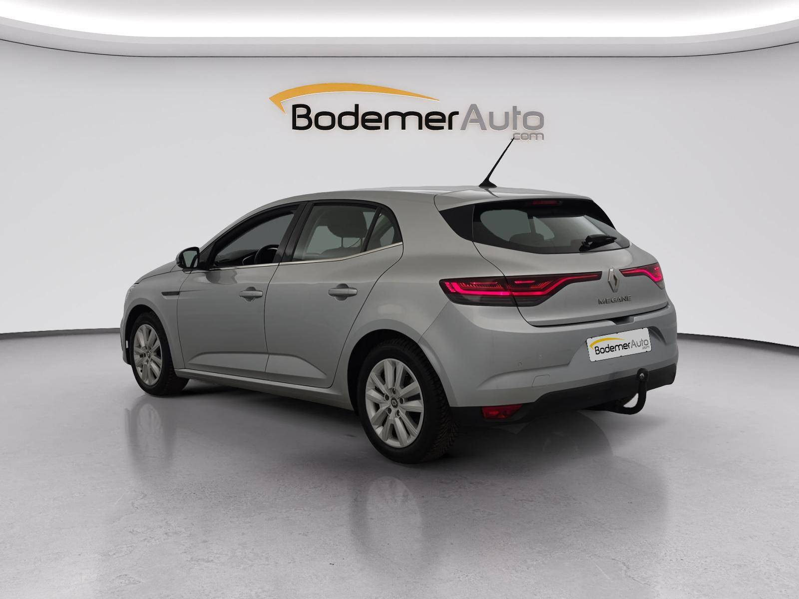 Vente en ligne Renault Megane 4 Mégane IV Berline Blue dCi 115 au prix de 14 890 €
